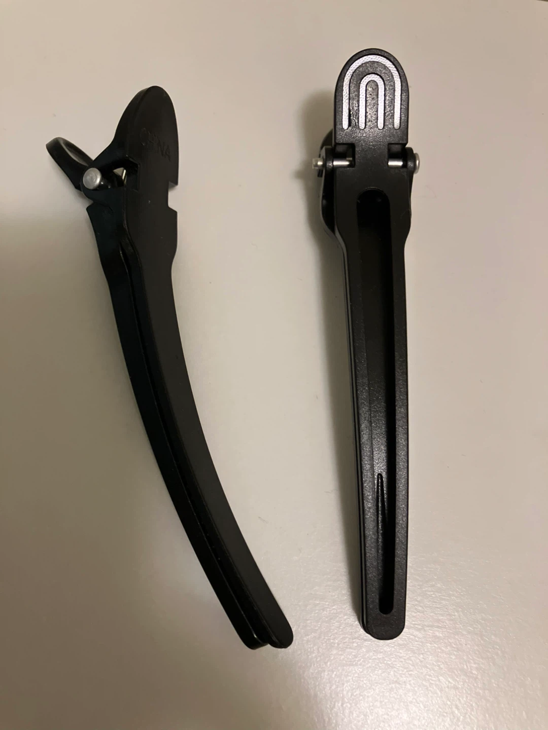 2 Black Hair Sectioning Clips