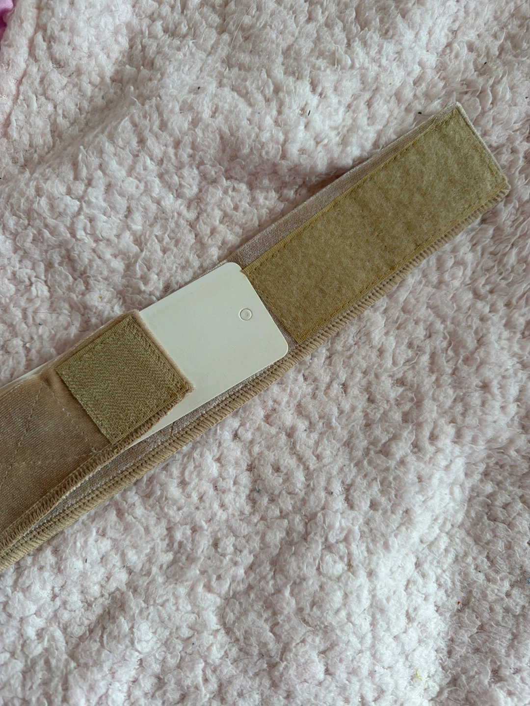 Beige Wig- Grip Headband - photo 3