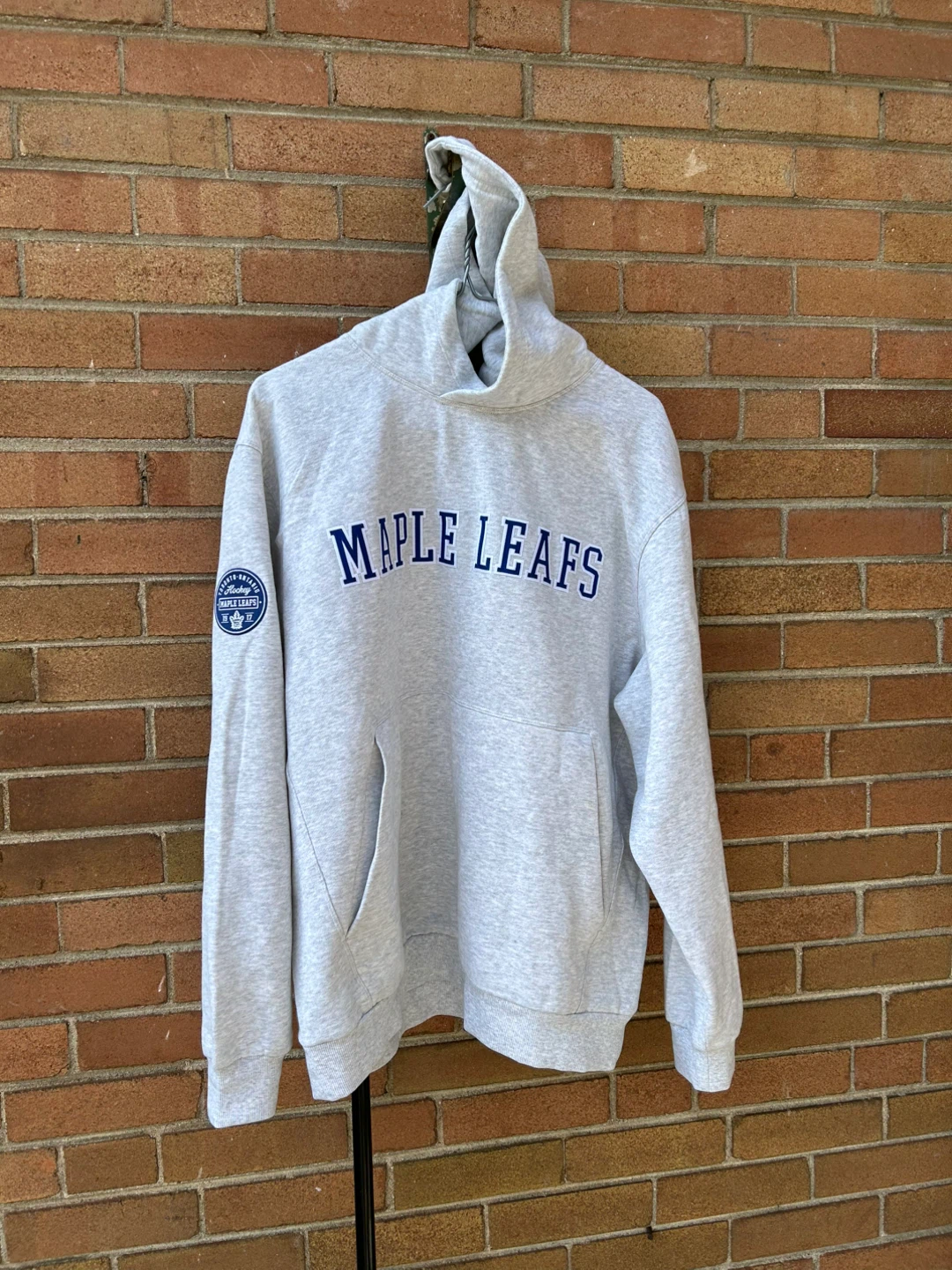 Men’s large Toronto Maple Leafs Collab hoodie – never worn