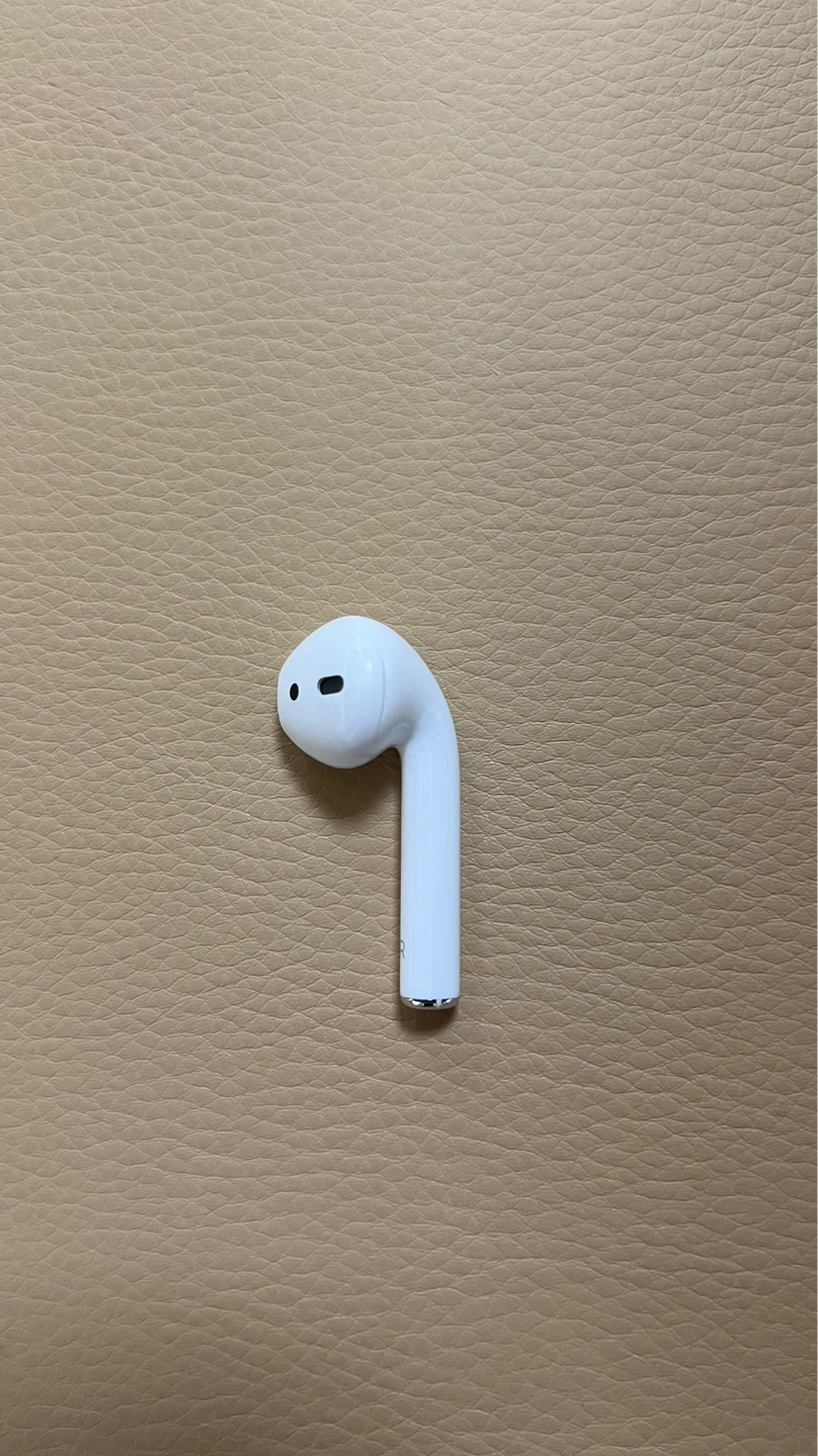 Apple AirPods (Right Earbud) 2nd generation