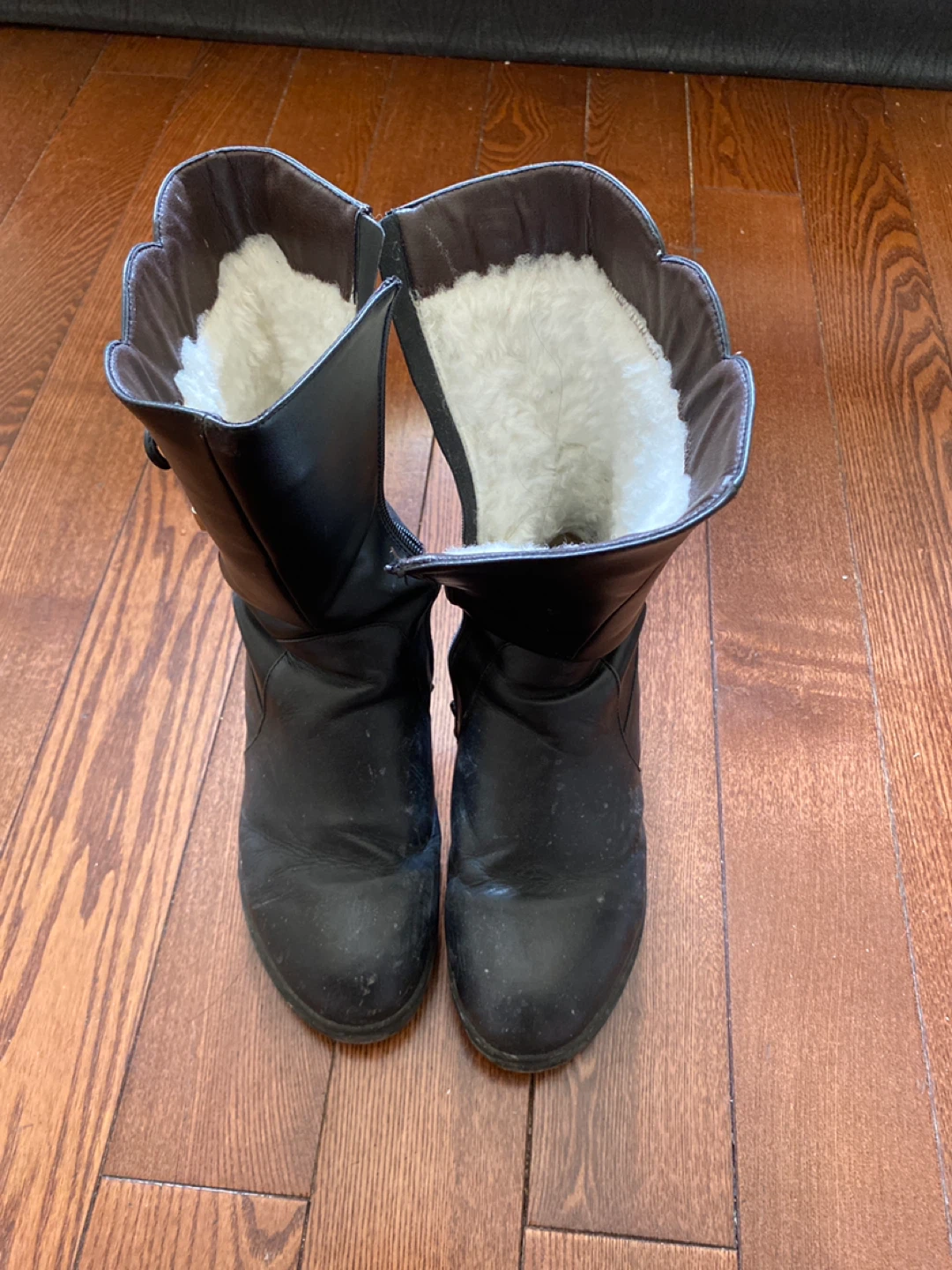 Black Faux Leather Winter Boots with Fur Lining