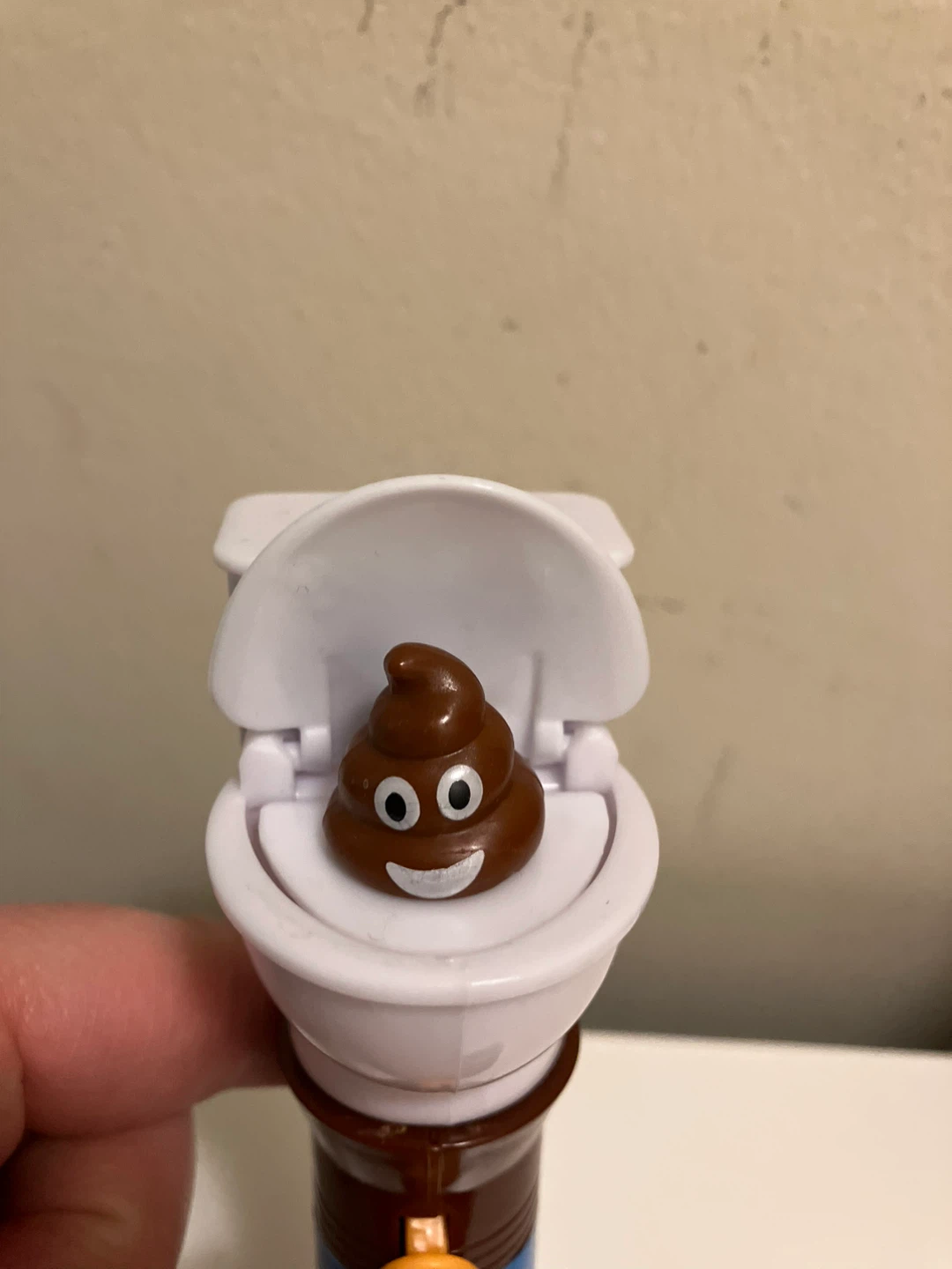 Peek-A-Poo Toilet Candy Toy - photo 2