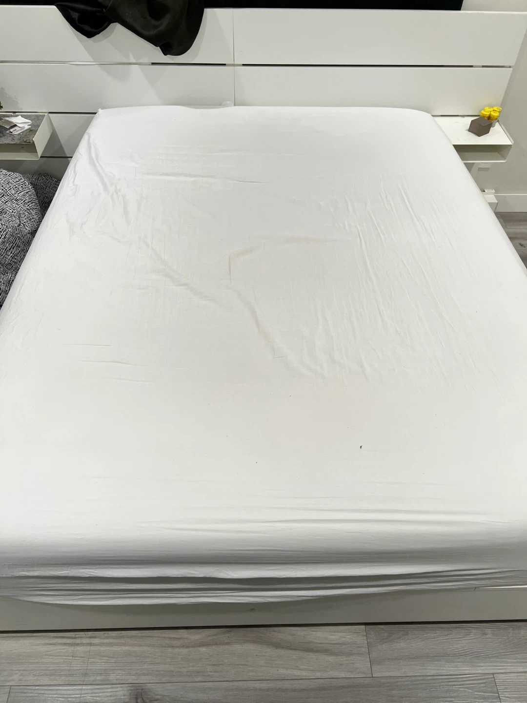 White double mattress with Size Fitted Sheet - photo 2