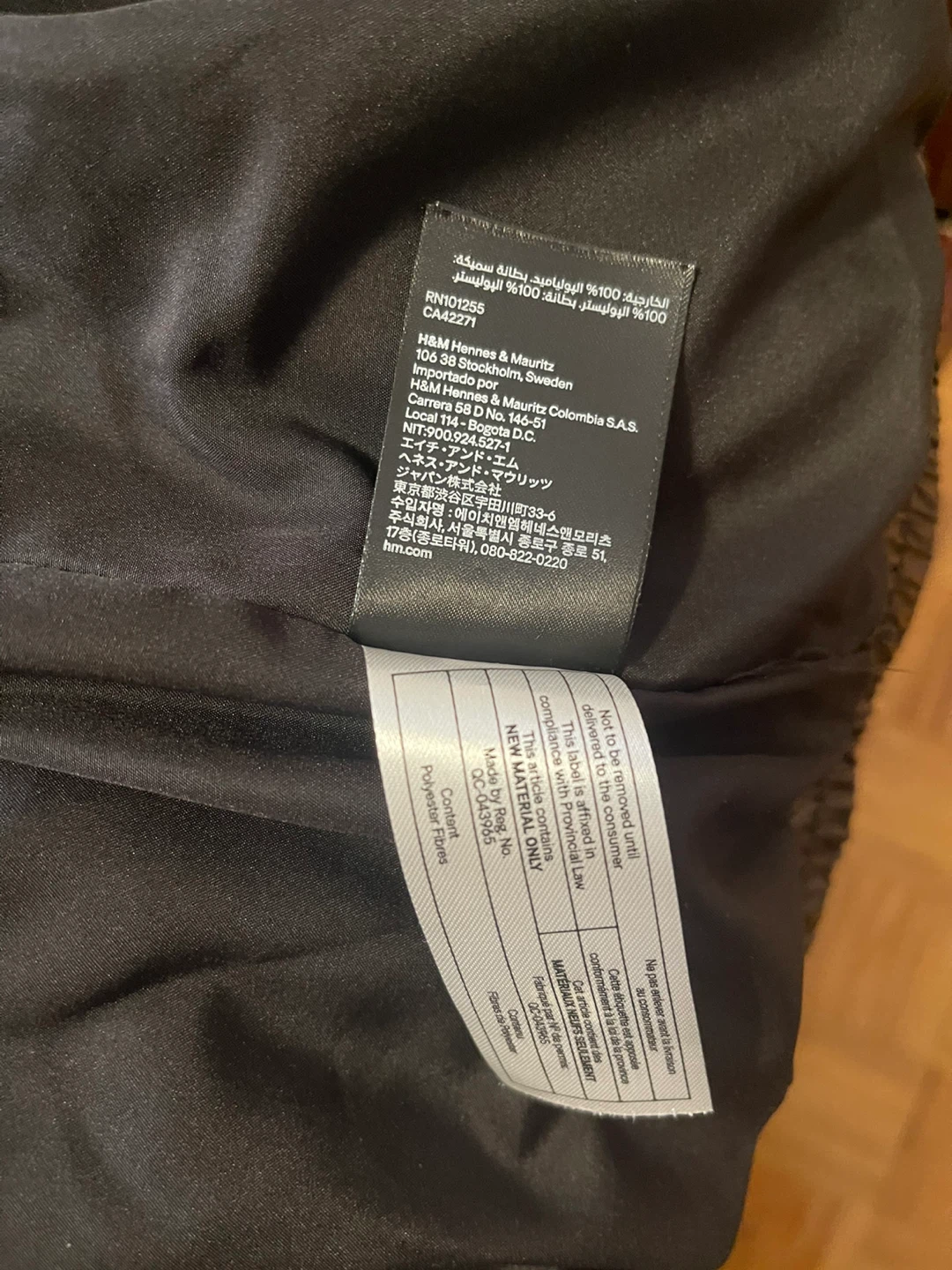 H&M Puffer Jacket - Shiny Black - Size M - photo 3