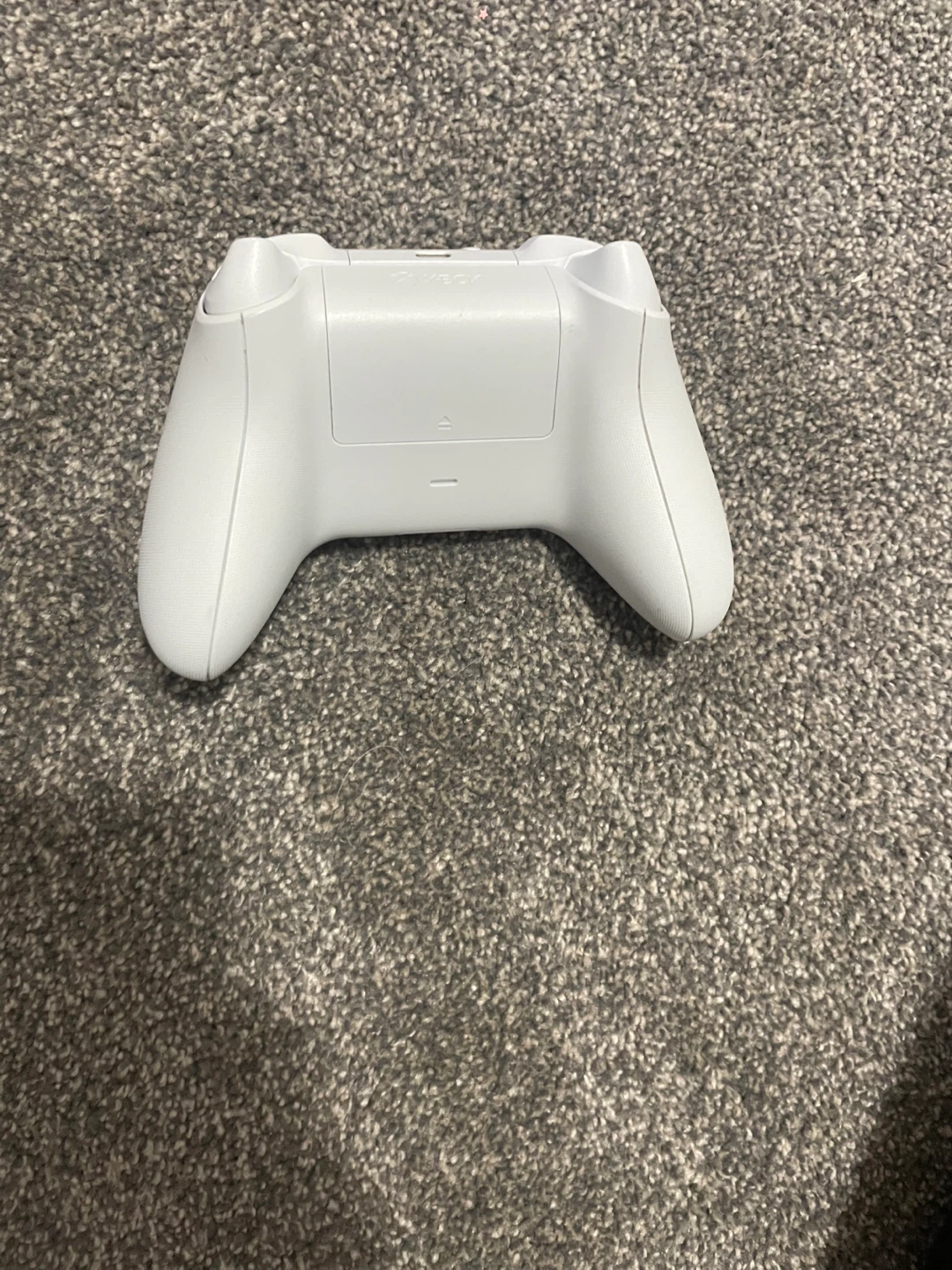 White Xbox Wireless Controller with USB-C Cable - photo 4