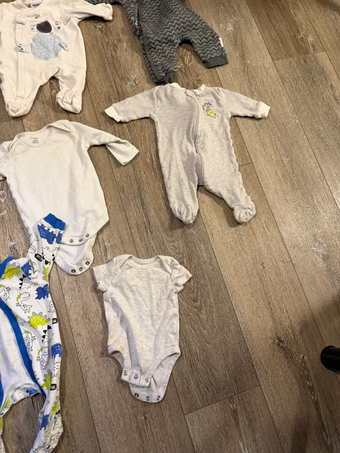 Baby Sleepers and Bodysuits Bundle - photo 5