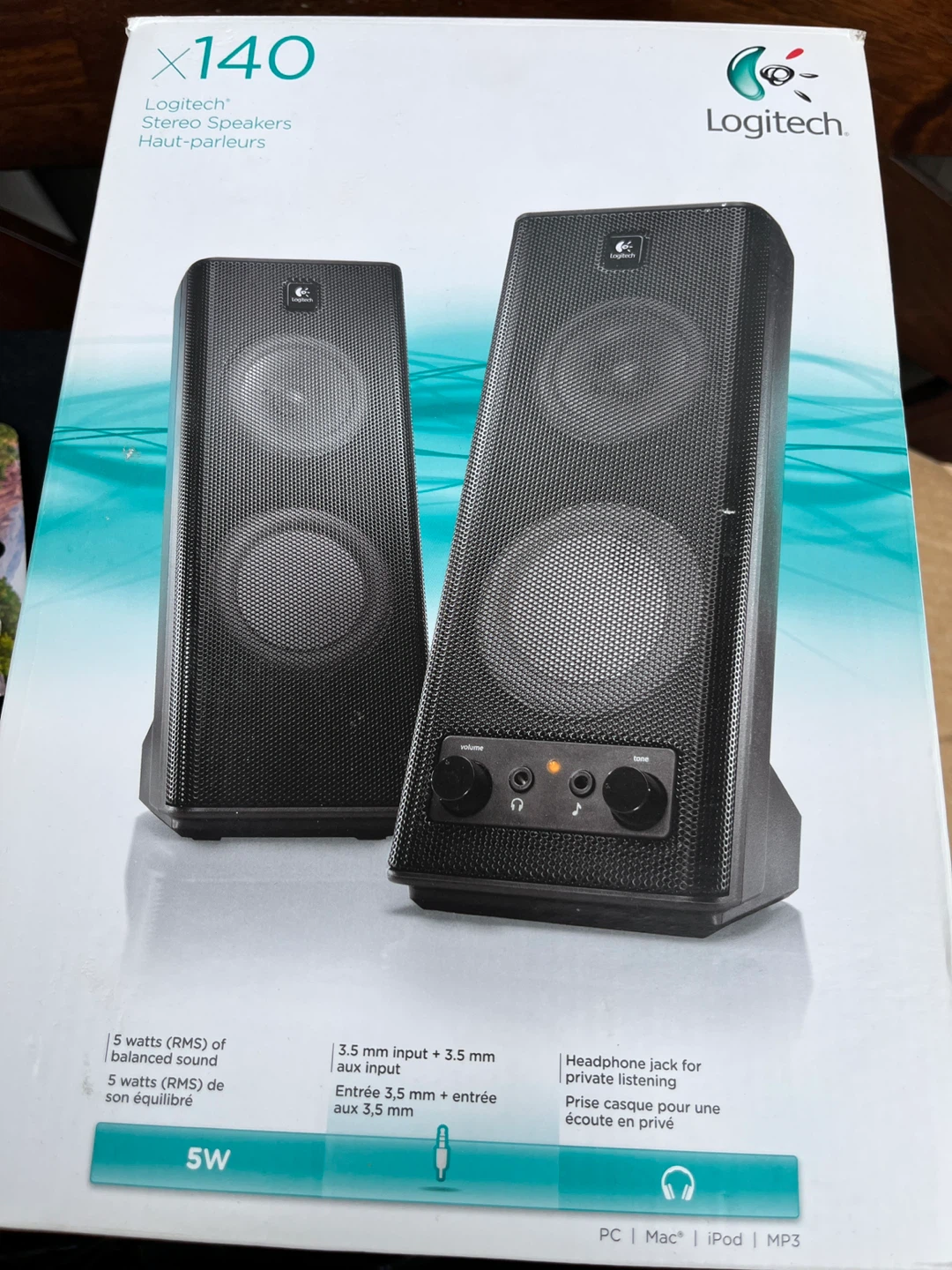 Logitech X140 Stereo Speakers