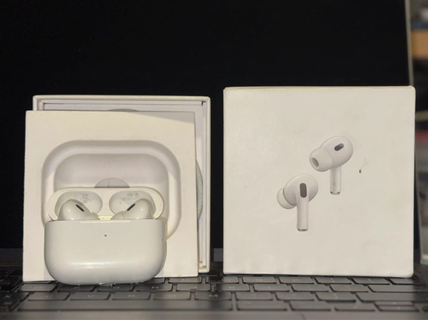 Apple AirPods Pro (2nd Generation) with Charging Case