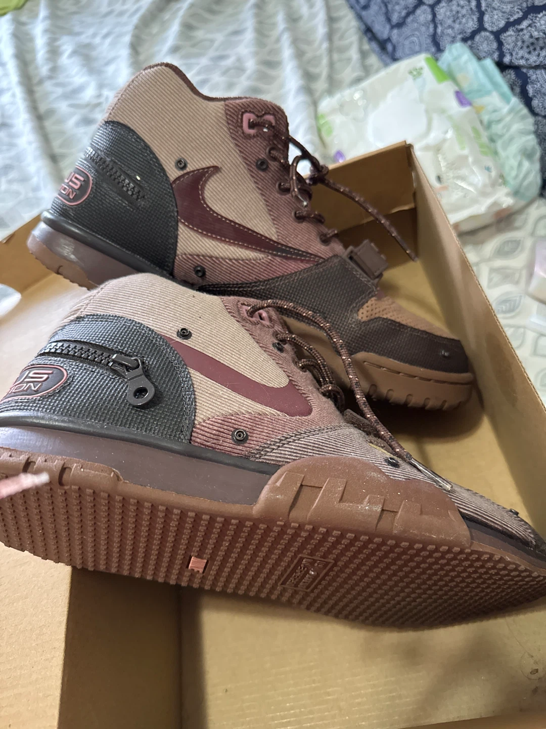 Nike Cactus Corporation Mid-Top Sneakers - photo 3