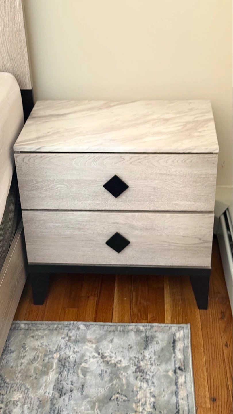 Modern Bedroom Set - photo 3