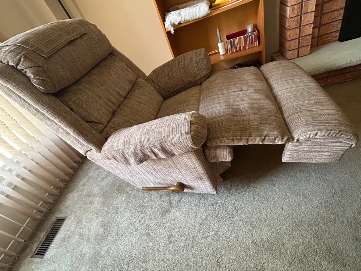 Free* La-z-Boy Recliner Chair - Tan Fabric - photo 3