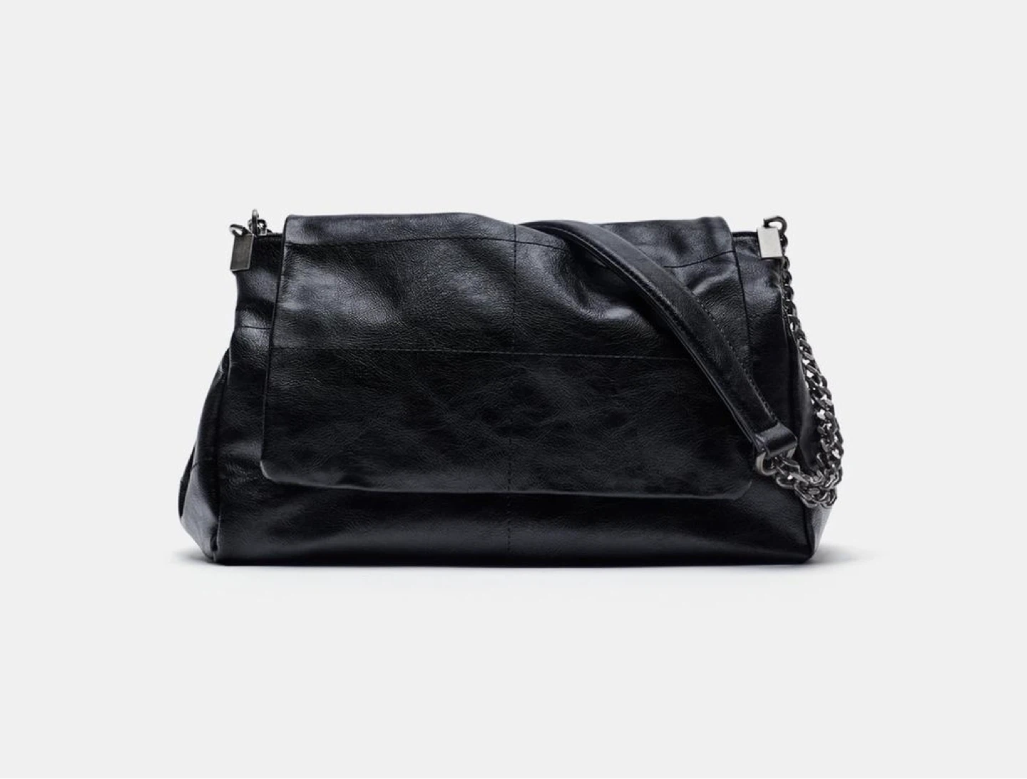 ZARA Black Shoulder Bag with Chain Strap – Effortless Chic - photo 3