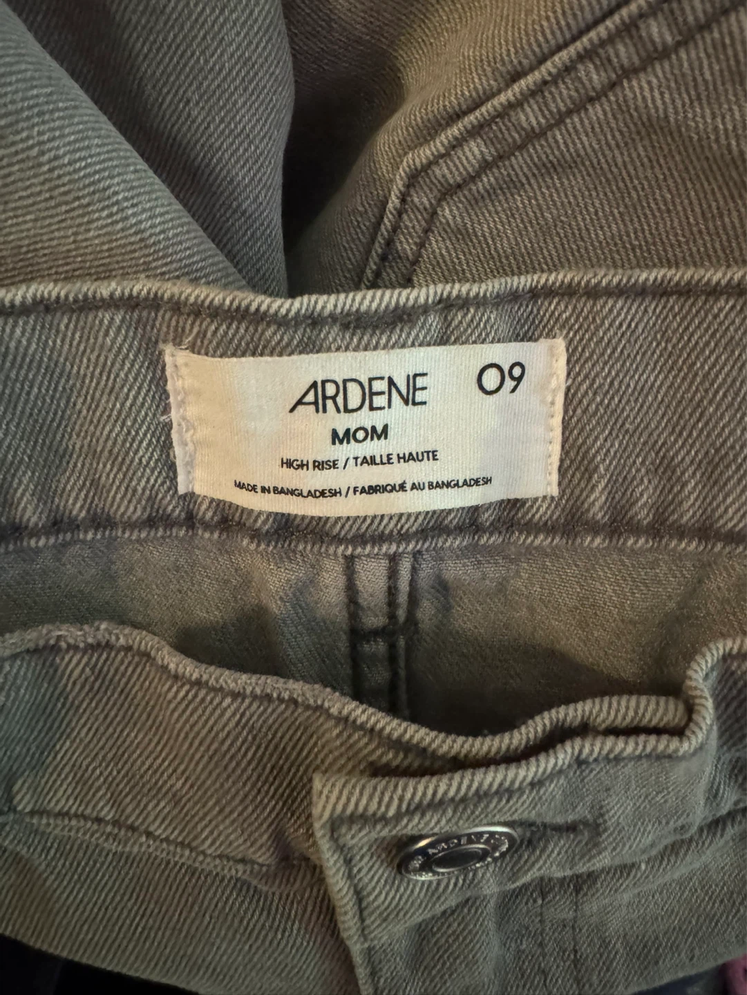 Ardene Mom High Rise Denim Shorts - Grey Size 9 - photo 3