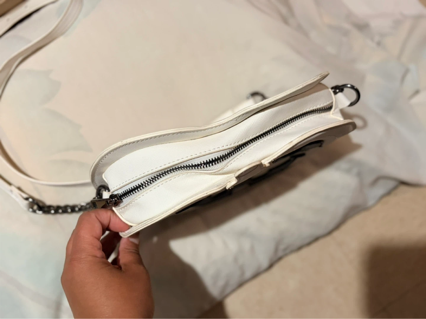 White Pumpkin Face Crossbody Bag - photo 2