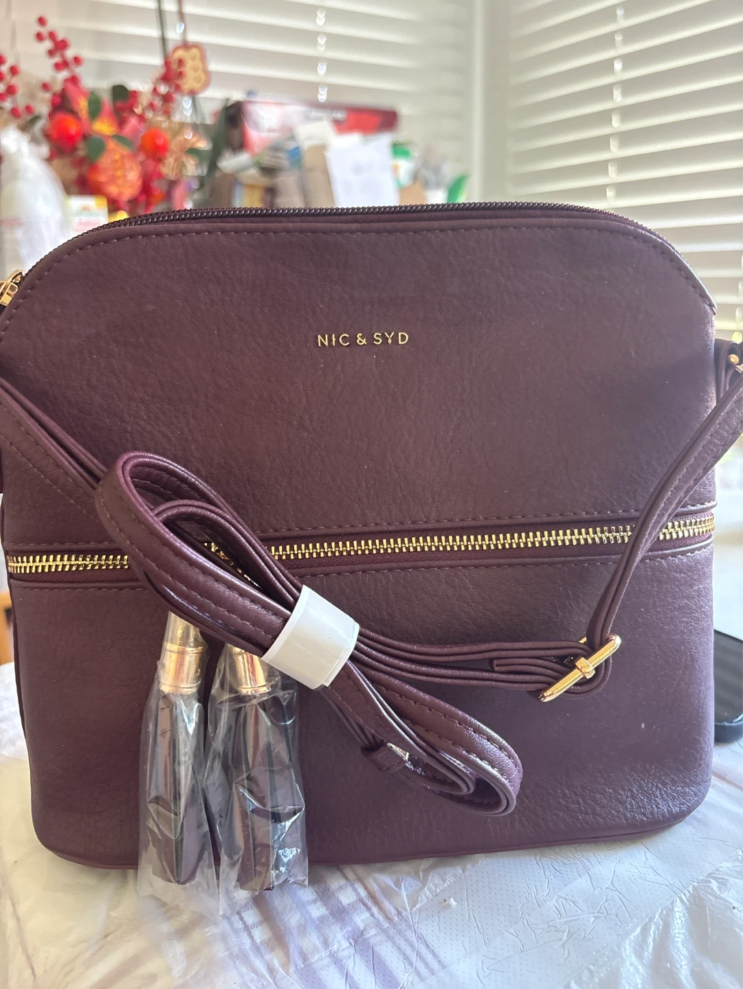 Brand new NIC & SYD Crossbody Bag - Plum Colour - photo 5