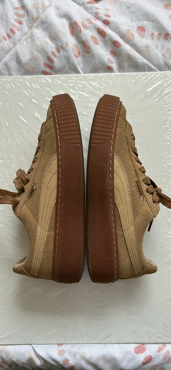 Puma Suede Platform Trainers - Tan/Brown