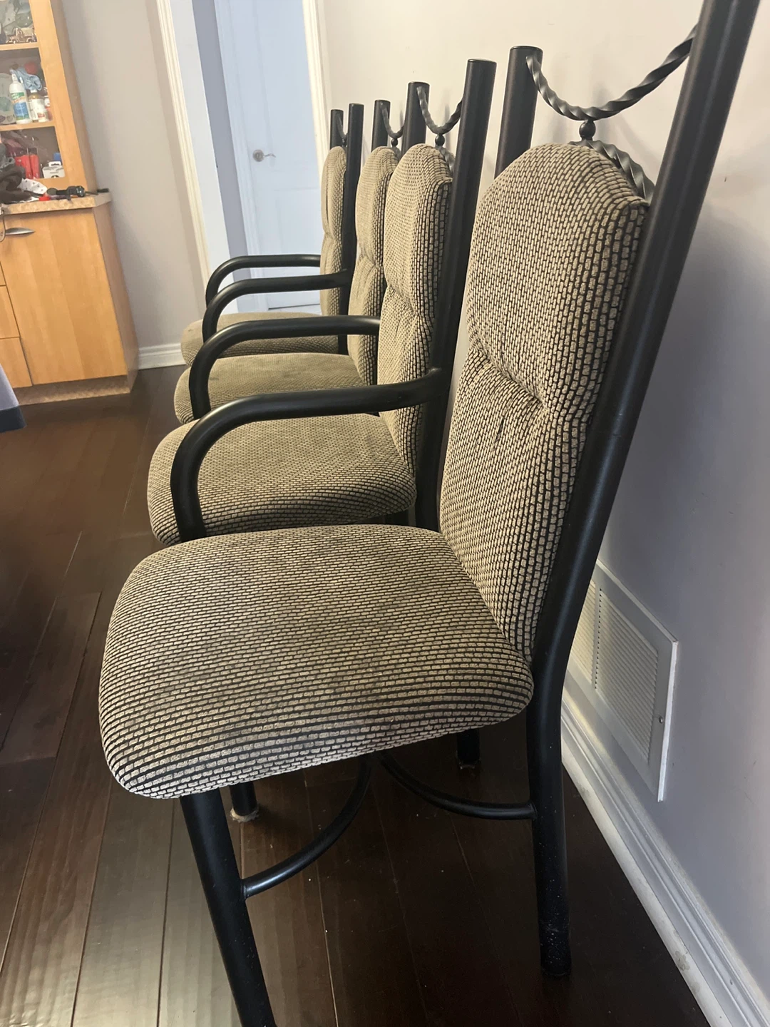 Set of 4 Dining Chairs - photo 2