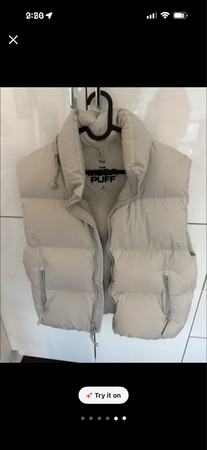 Tna The Mega Puff Vest Size S Aritzia