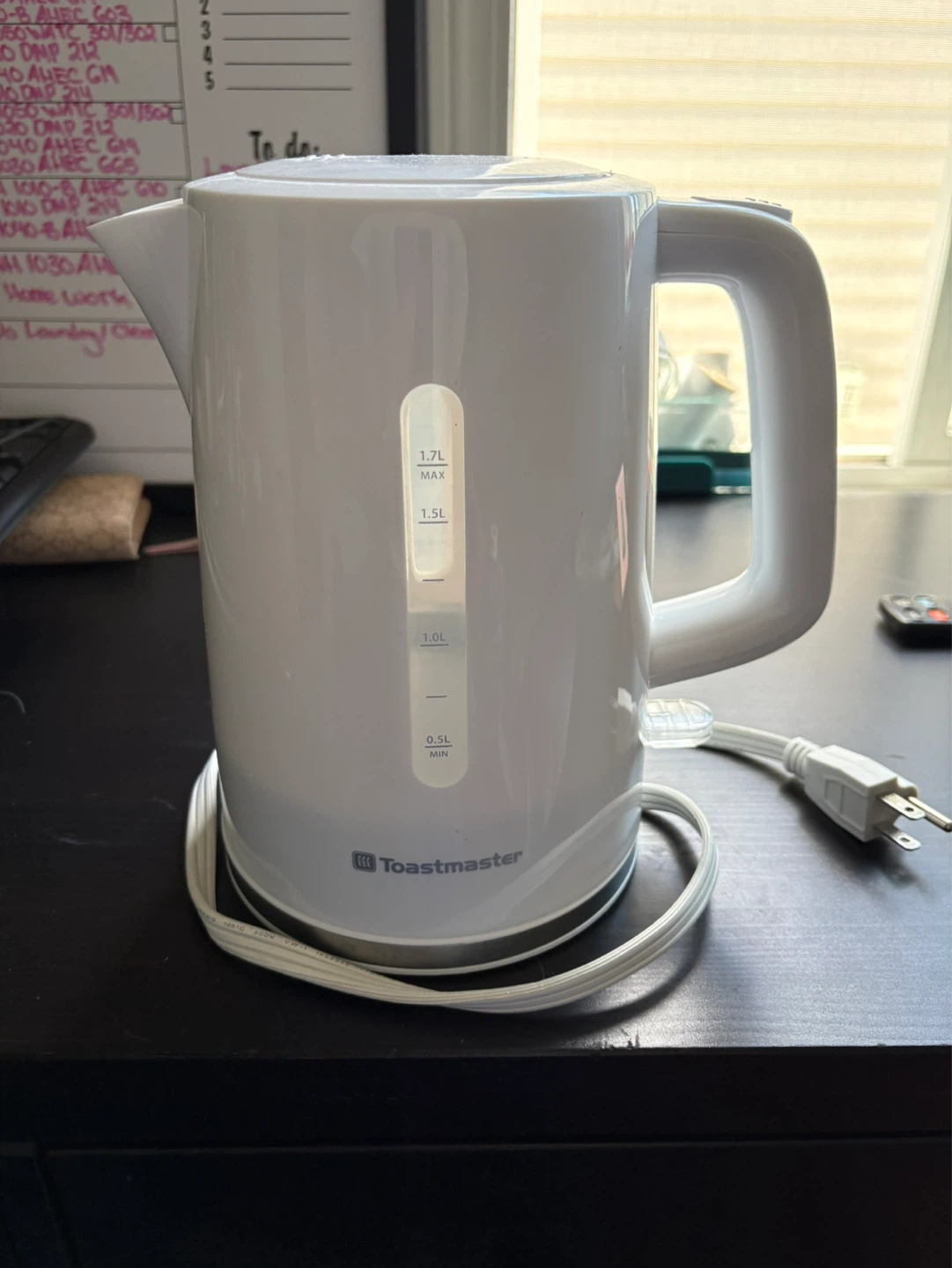 Toastmaster White Electric Kettle 1.7L