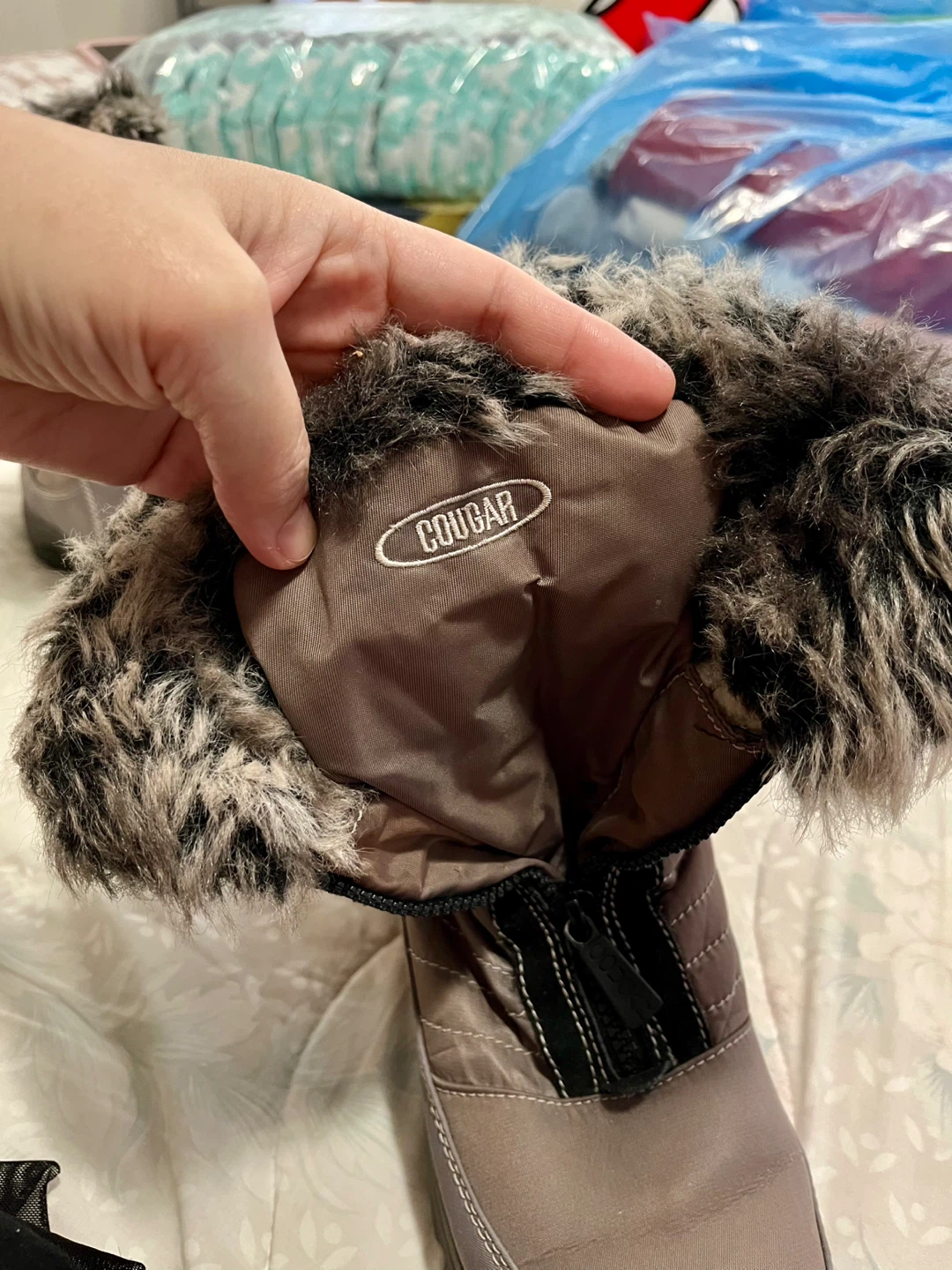 Cougar Majestic Winter Boots - Size 8 - photo 4