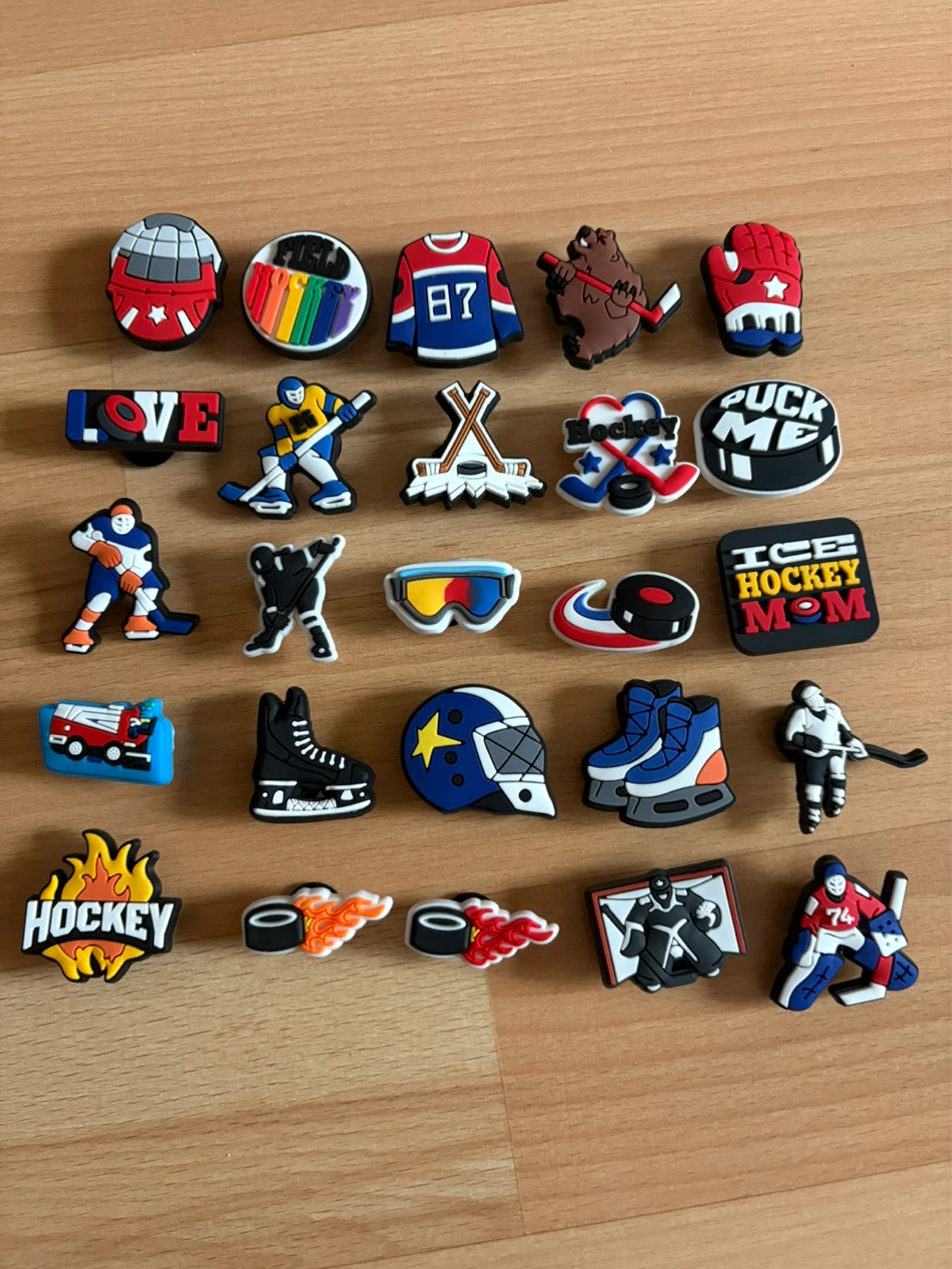 Soft Plastic Ice Hockey Design Shoe Charms/Gibbitz