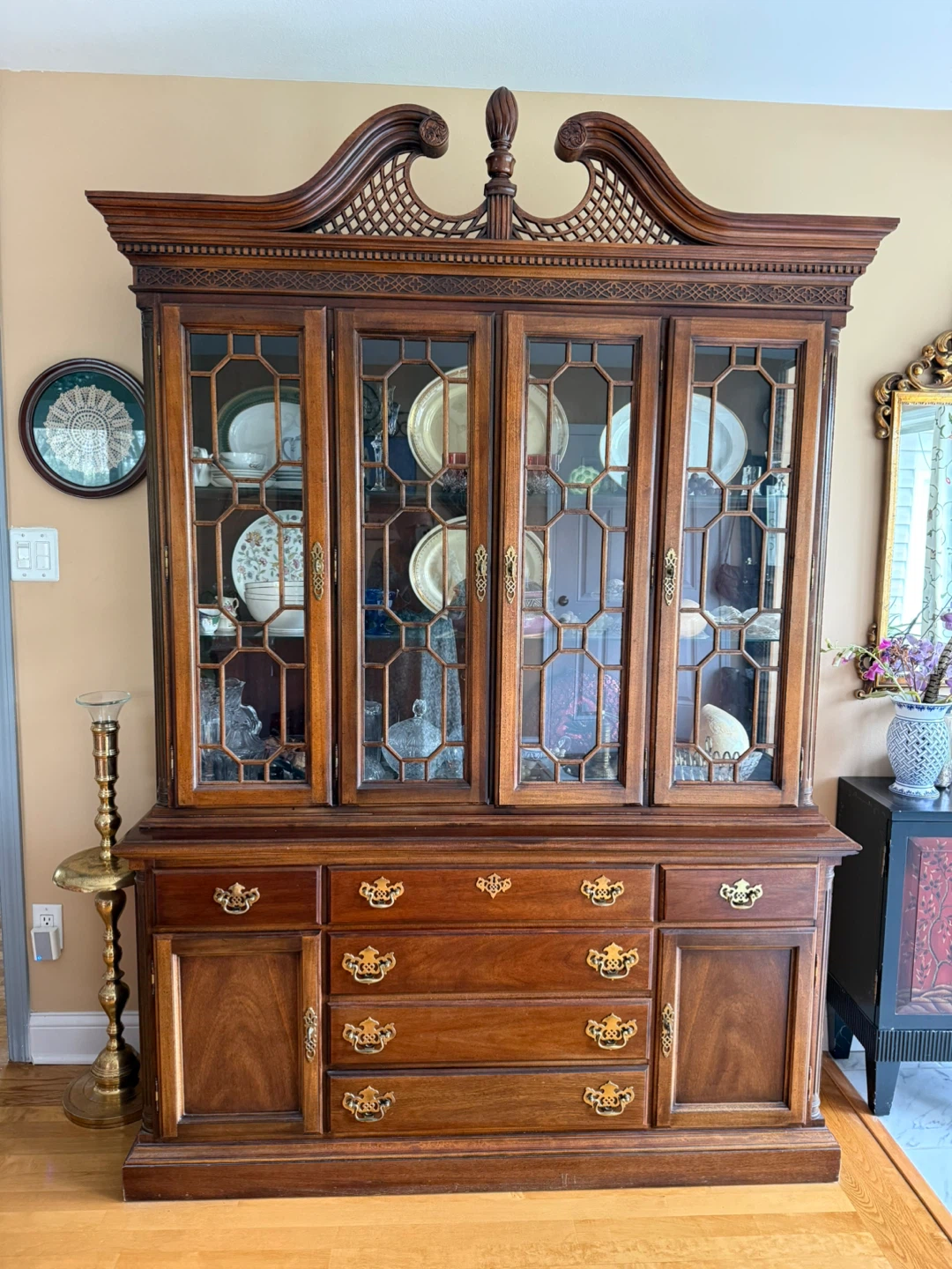 American Drew "American Independence Collection" China Cabinet - photo 2