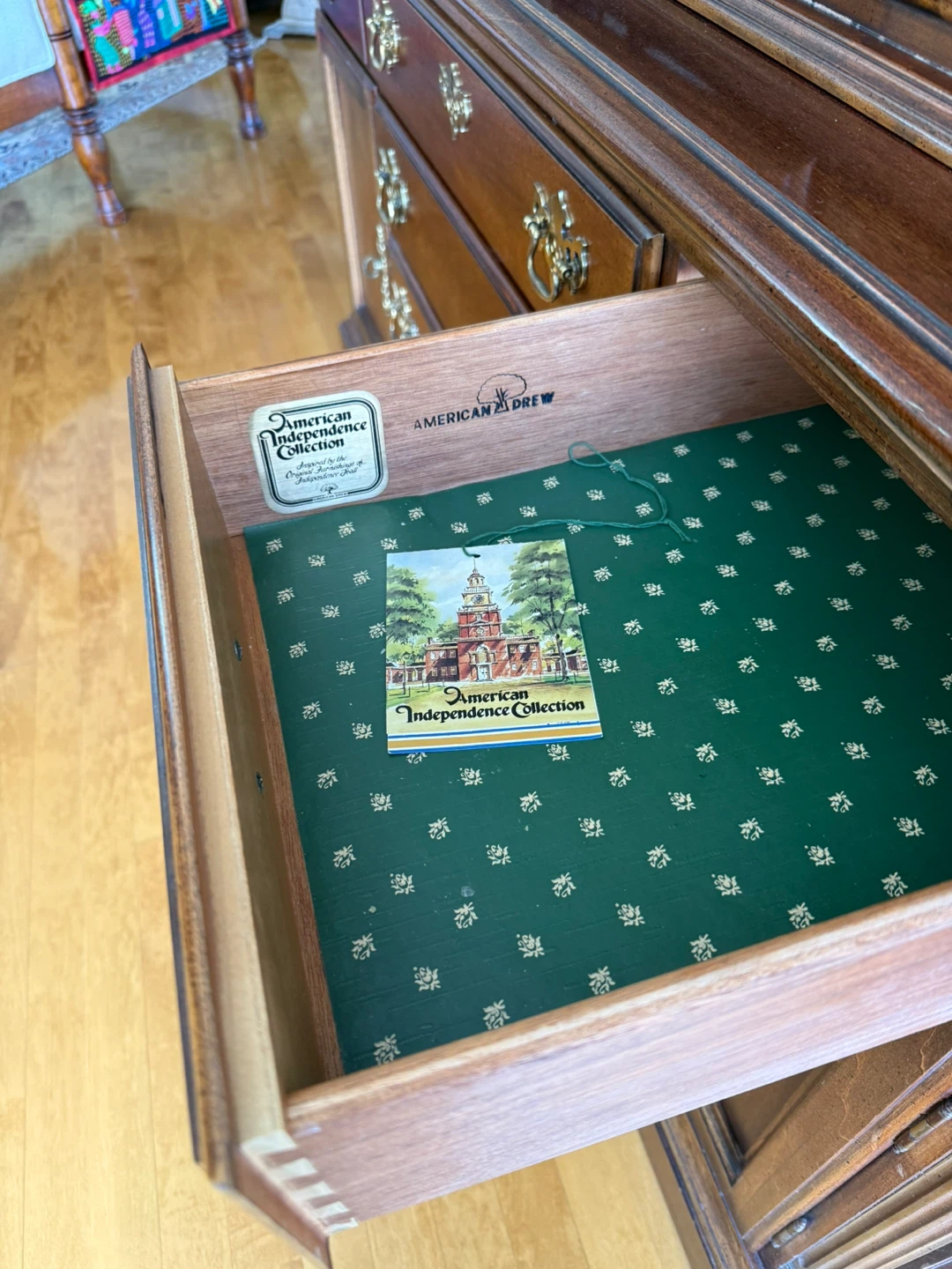 American Drew "American Independence Collection" China Cabinet - photo 4