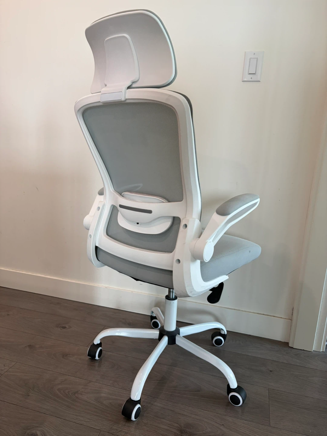 Office chair - photo 4