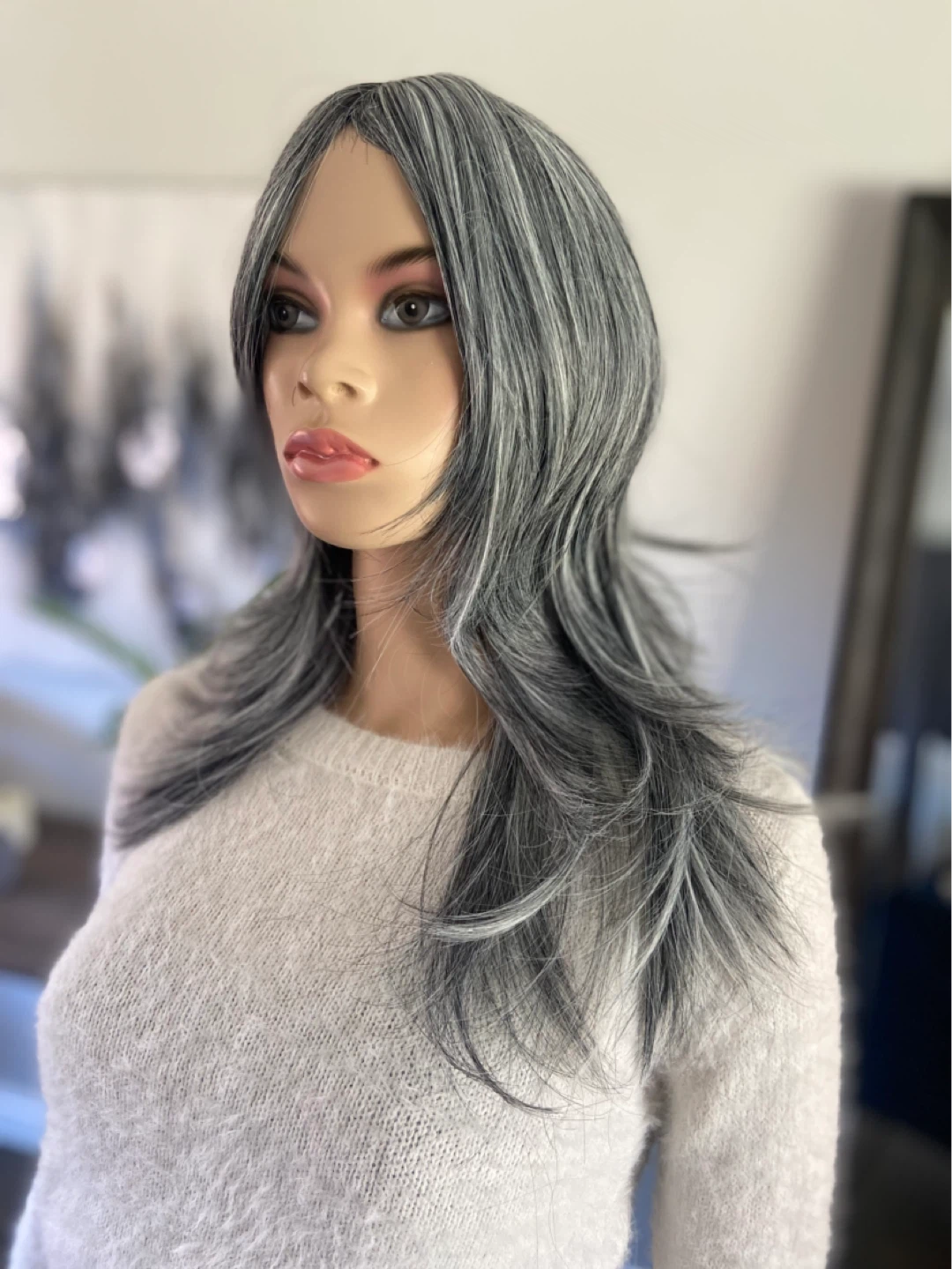 NWOT 20” Long Layered Salt & Pepper Grey Silver Synthetic Wig - photo 4