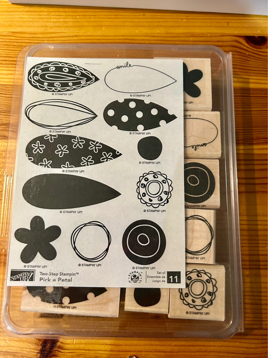 Pick a Petal Stamp Set - photo 2