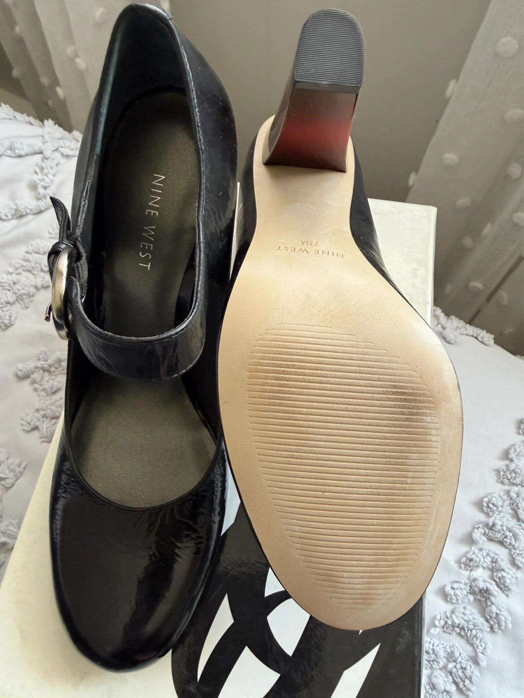 Nine West Black Patent Mary Jane Heels Size 7.5 M
