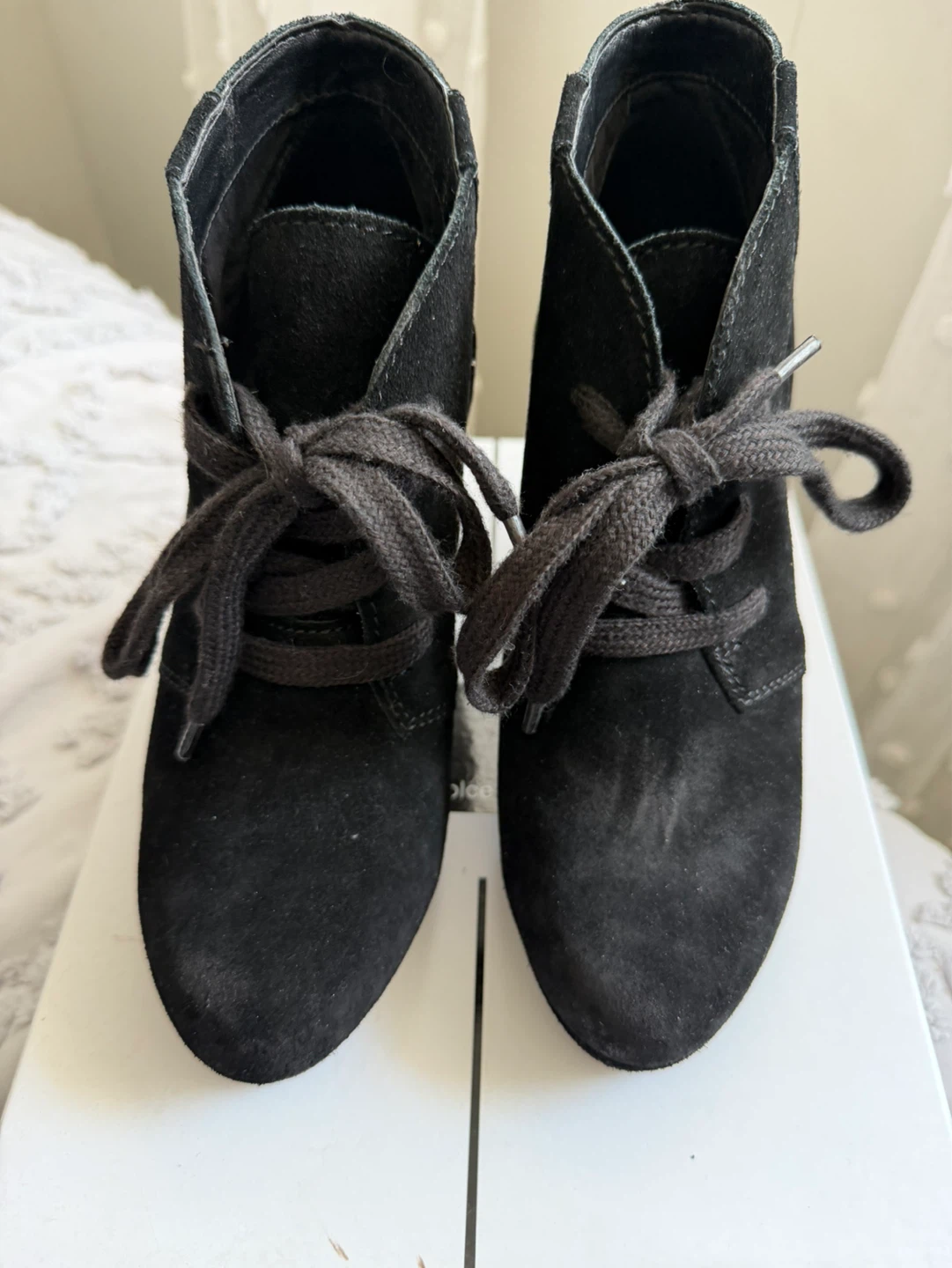 Dolce Vita Gael Black Suede Wedge Ankle Boots Size 7.5
