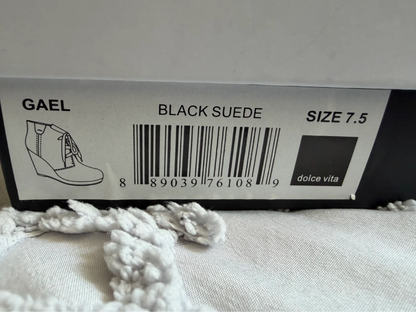Dolce Vita Gael Black Suede Wedge Ankle Boots Size 7.5 - photo 4