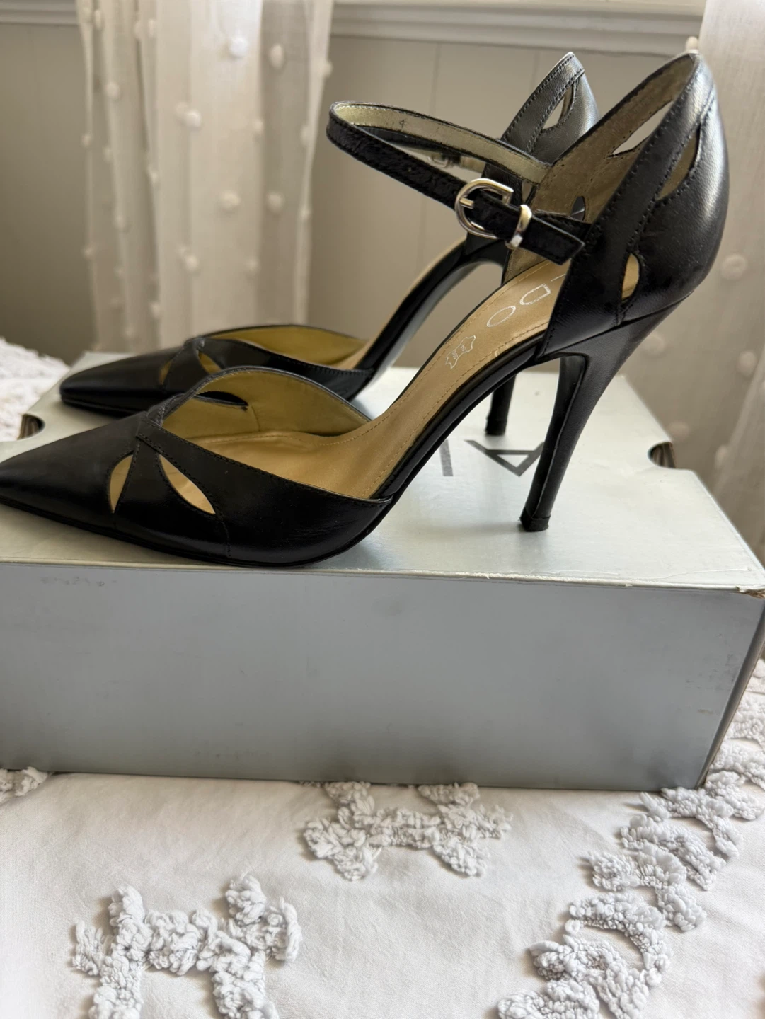 ALDO Black Leather Pointed Toe Heels with Ankle Strap - Size 37 - photo 4