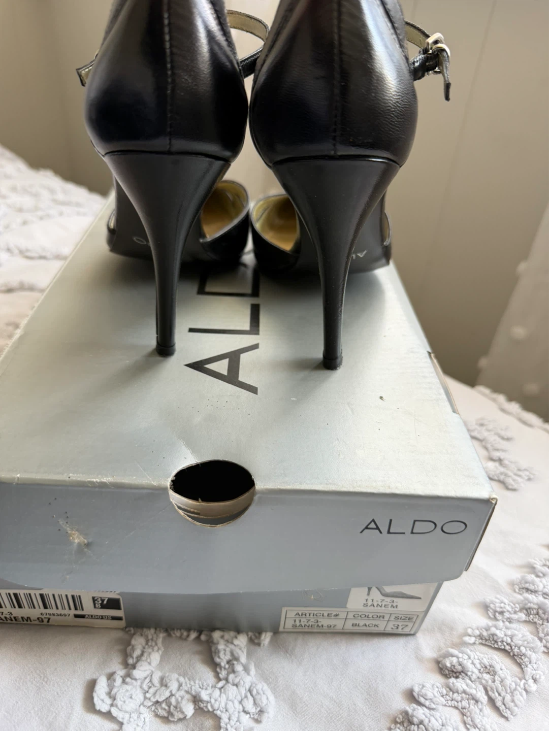 ALDO Black Leather Pointed Toe Heels with Ankle Strap - Size 37 - photo 5