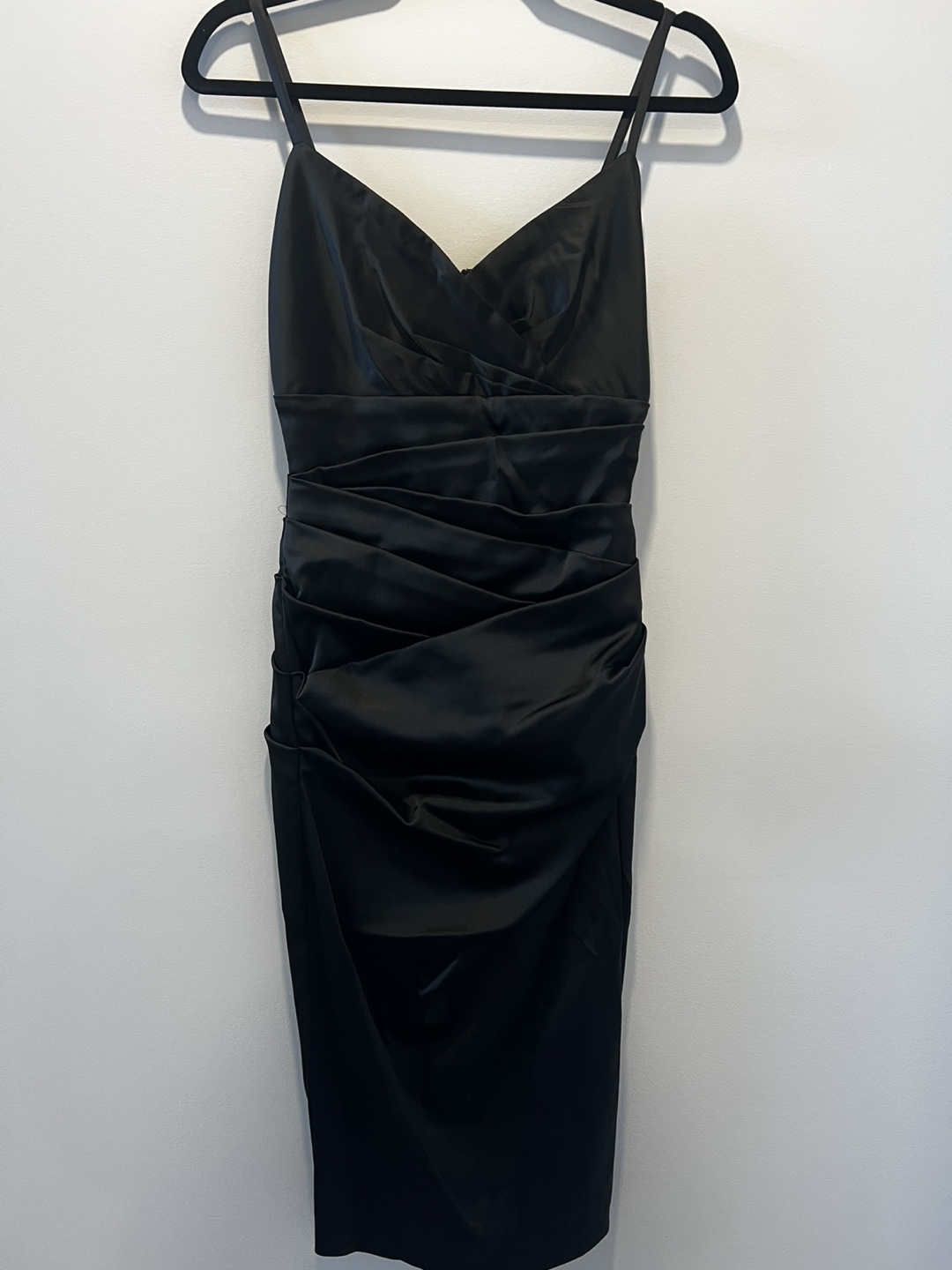 Le Château Black Satin Ruched Sheath Dress TP/XS