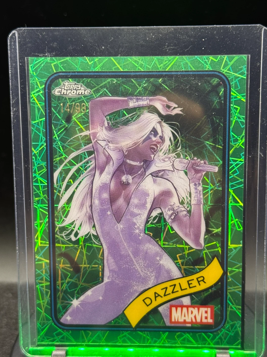 Topps Chrome Marvel Dazzler 14/99 Trading Card