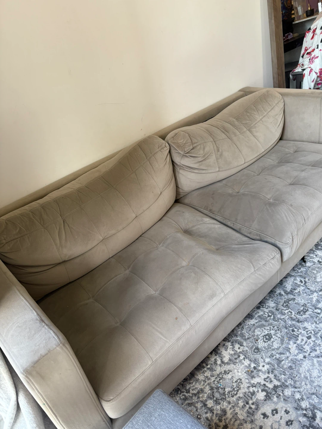 Tufted 3-Seater Sofa - photo 4