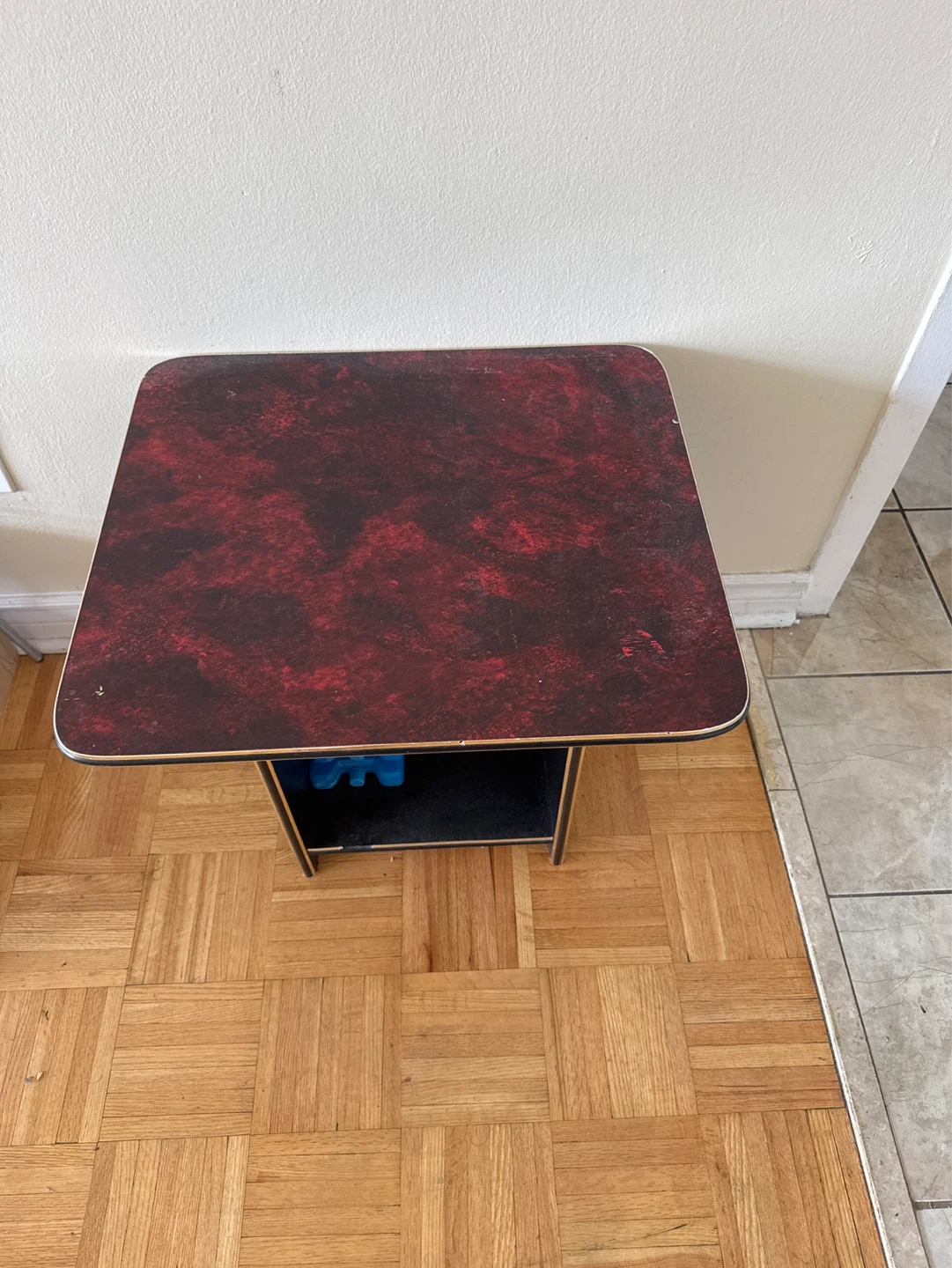 Red and Black Marbled Side Table with Shelf