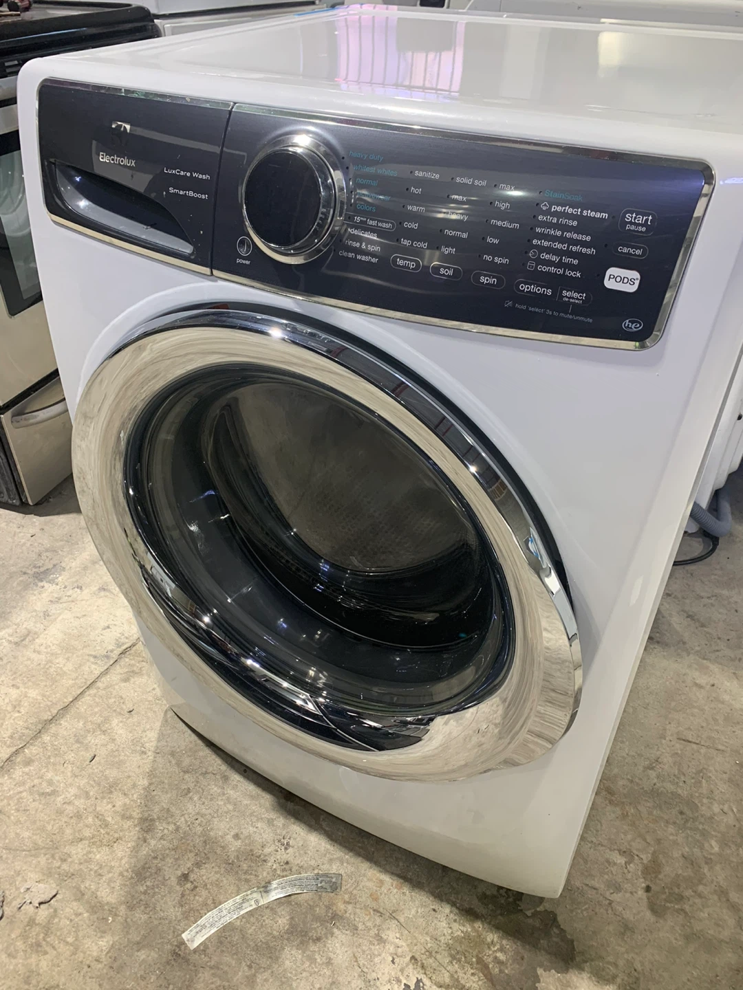 Electrolux washer -27 inch only 395/- - photo 2