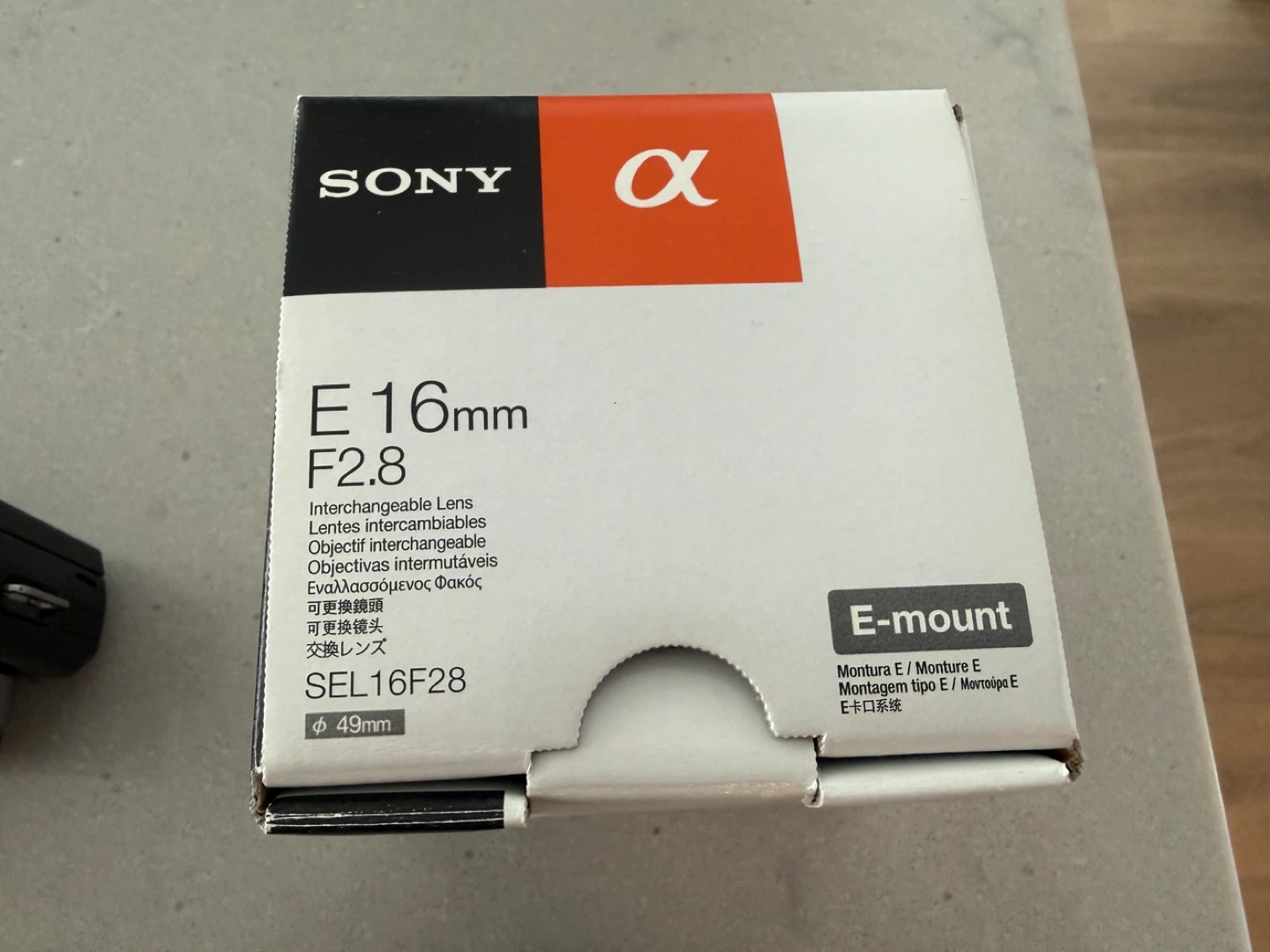 Sony NEX-5N Digital Camera with E 16mm F2.8 Lens - photo 2