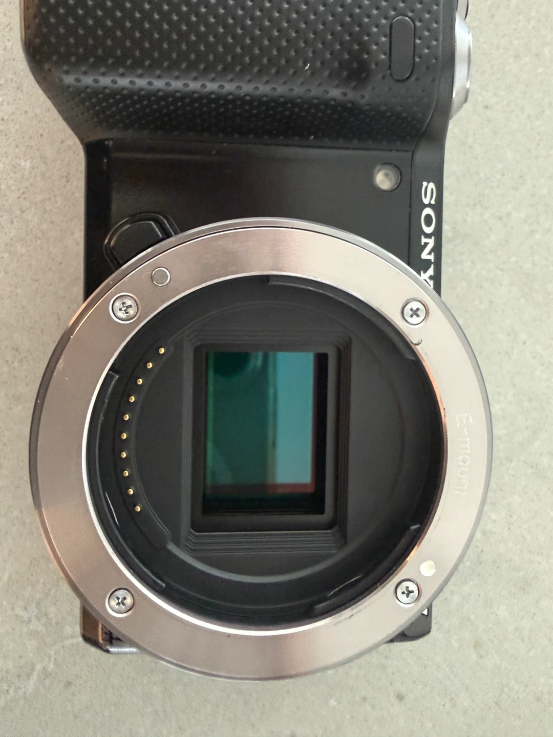 Sony NEX-5N Digital Camera with E 16mm F2.8 Lens - photo 4