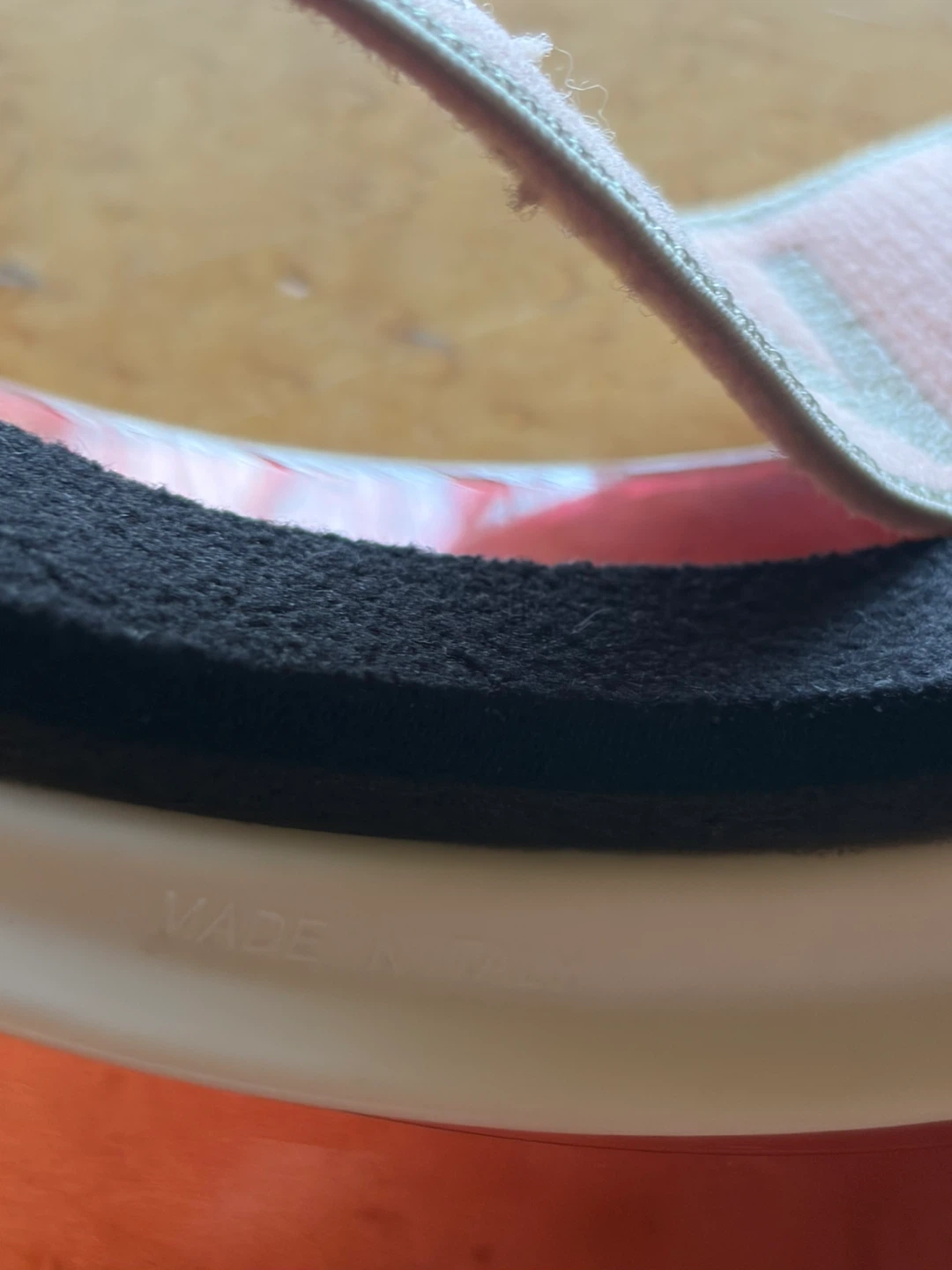 Christian Dior Paris Pink Translucent Visor - photo 4