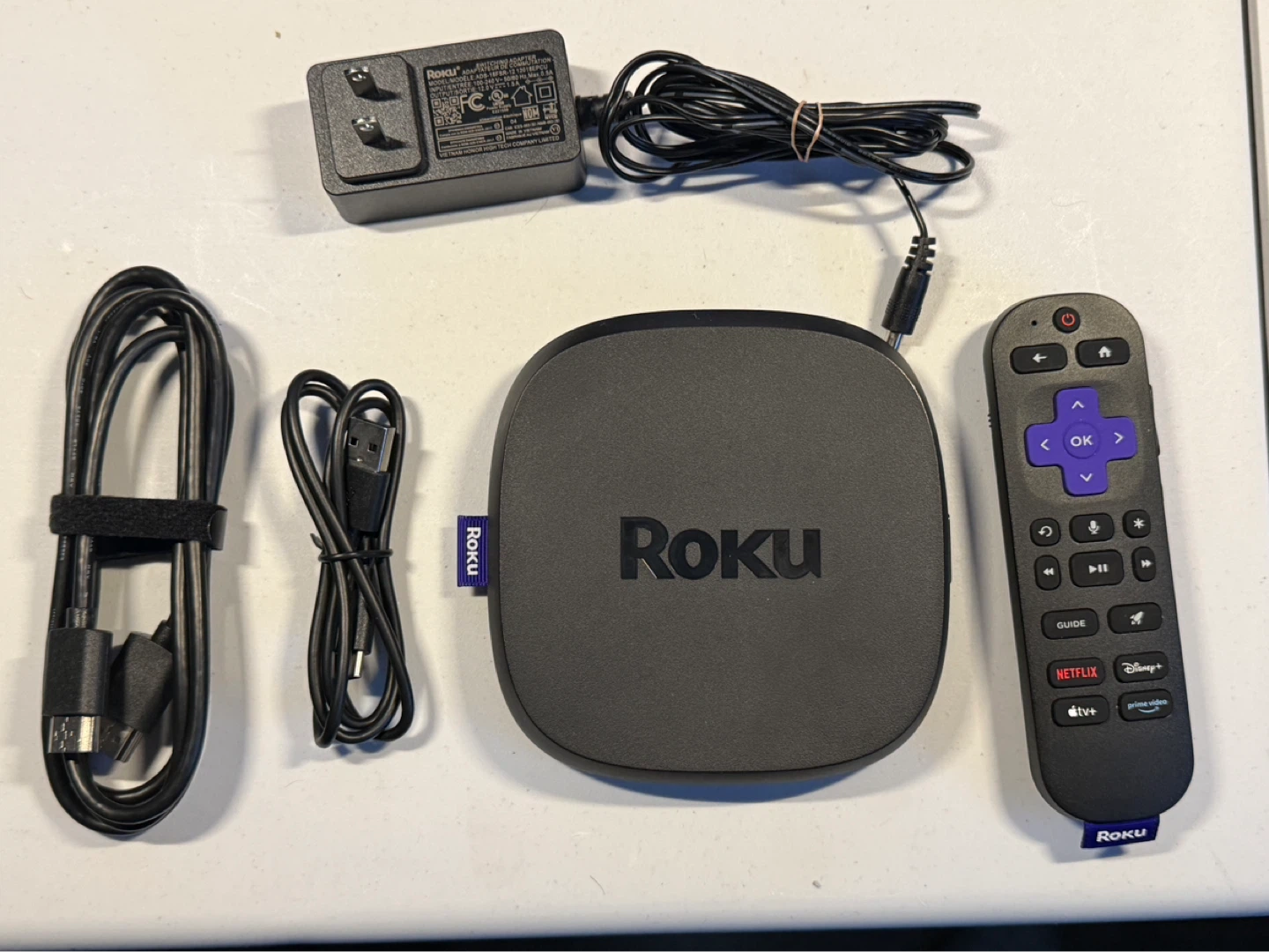 Roku Streaming Media Player with Remote and Power Adapter
