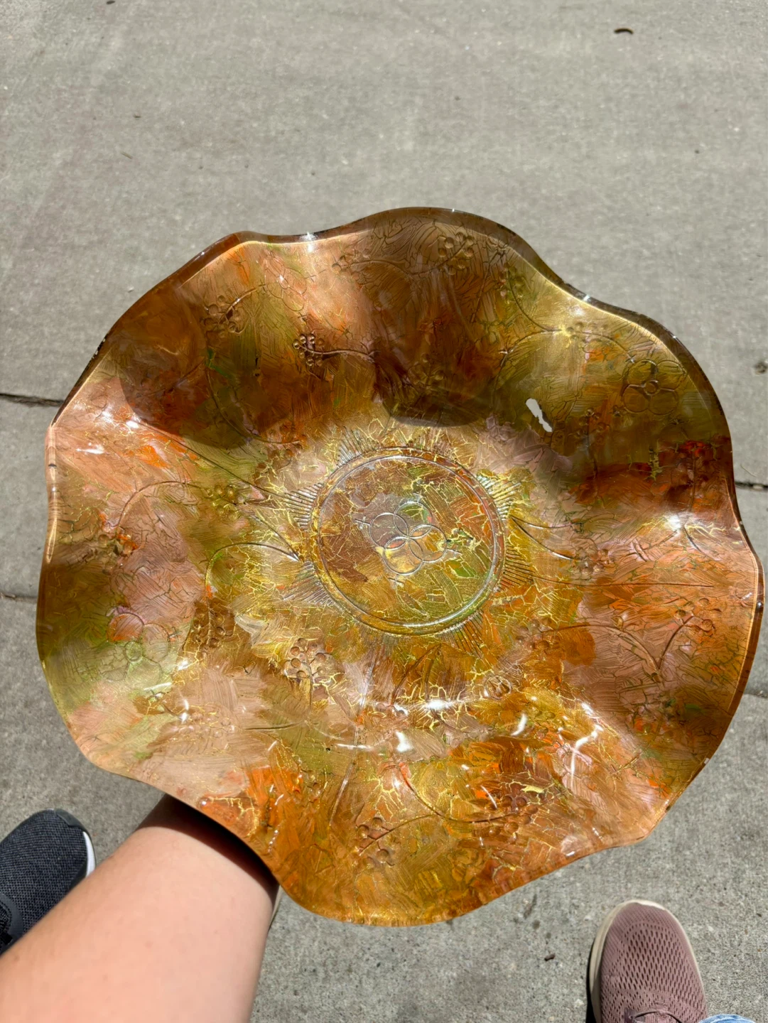 Decorative Glass Curvy Bowl with Pine Cones - photo 3