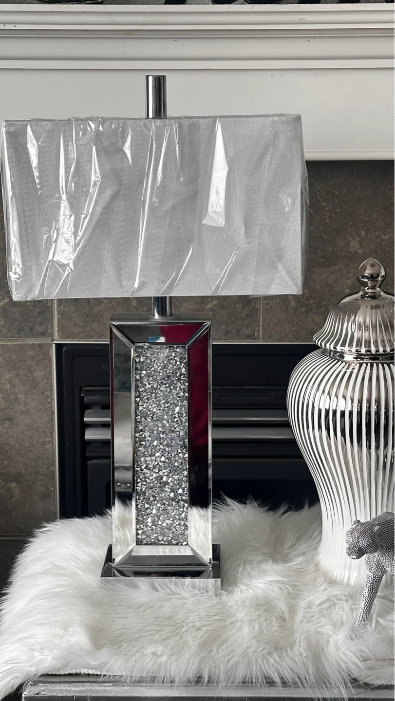 Crushed Diamond Mirrored Table Lamp with USB Port - photo 4