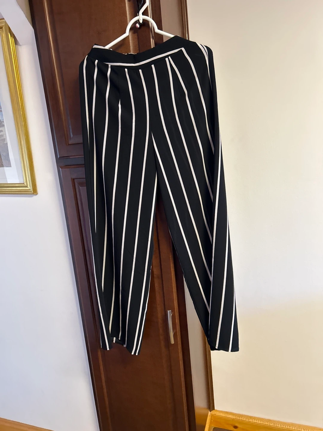 Black and white striped wide-leg pants - photo 3