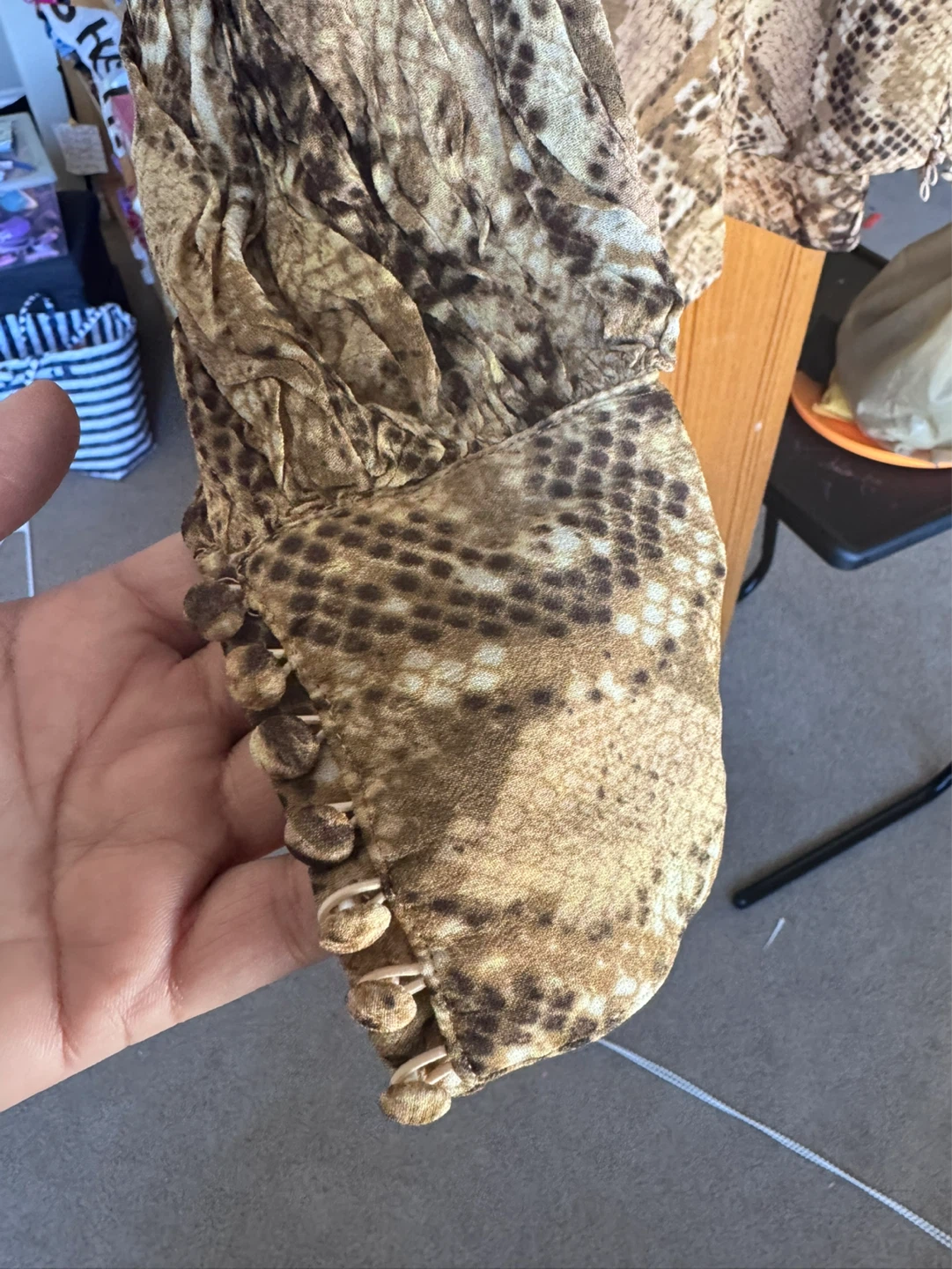 H&M Snake Print Button-Up Blouse - photo 3