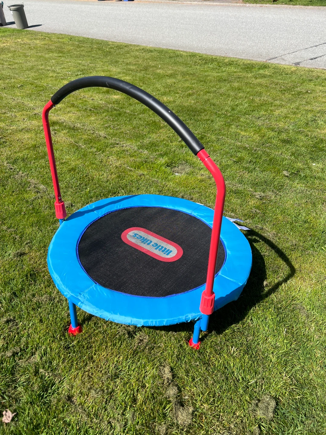 Little Tikes Blue and Red Toddler Trampoline with Handle