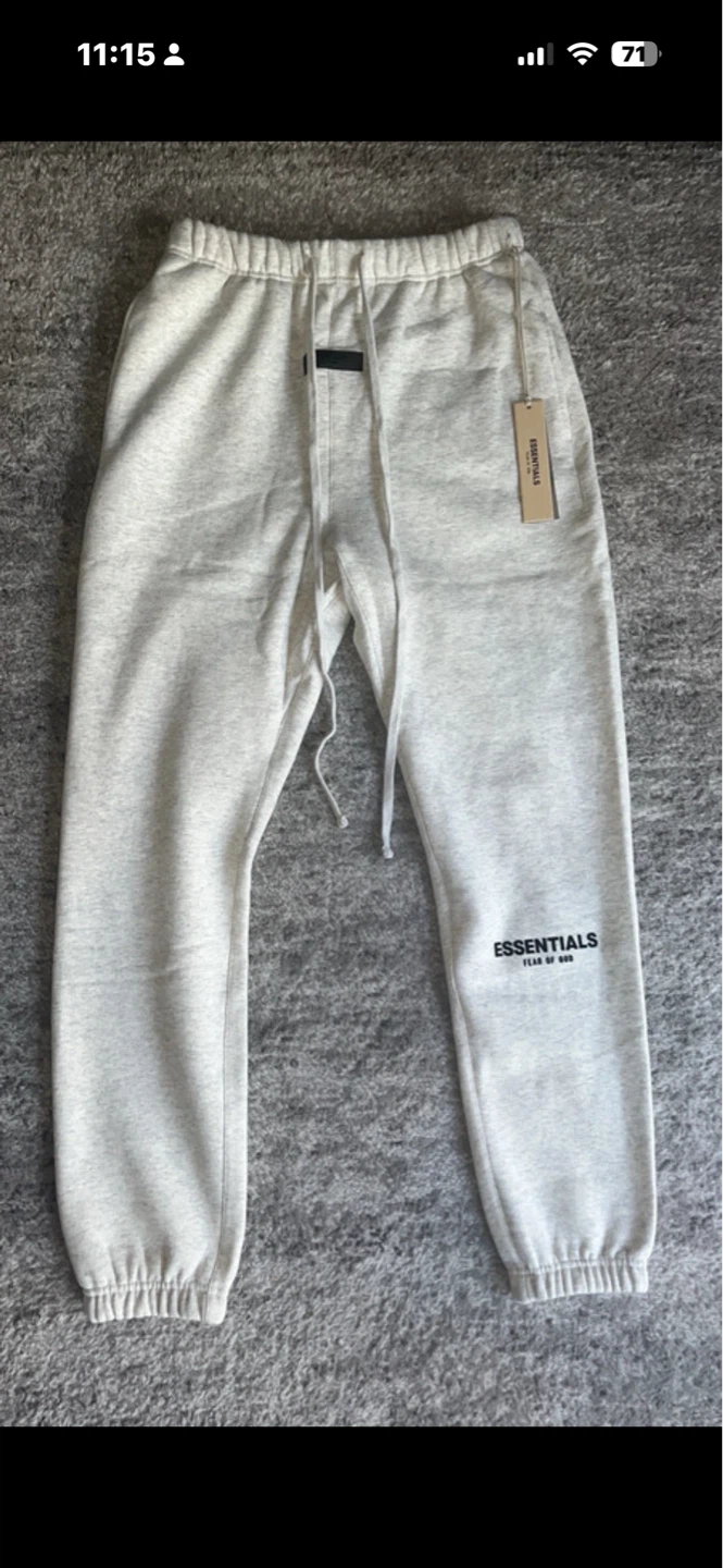 Fear of God Essentials Hoodie and Sweatpants Set - photo 3